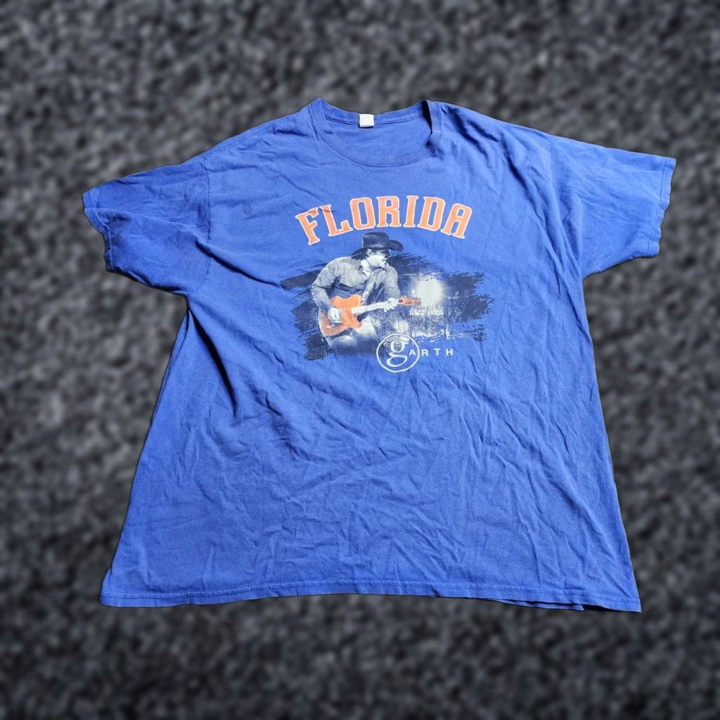 Hanes Mens XL Garth Brooks Florida Gators T-Shirt Blue Stadium Tour Distressed Size US XL / EU 56 / 4 - 1 Thumbnail