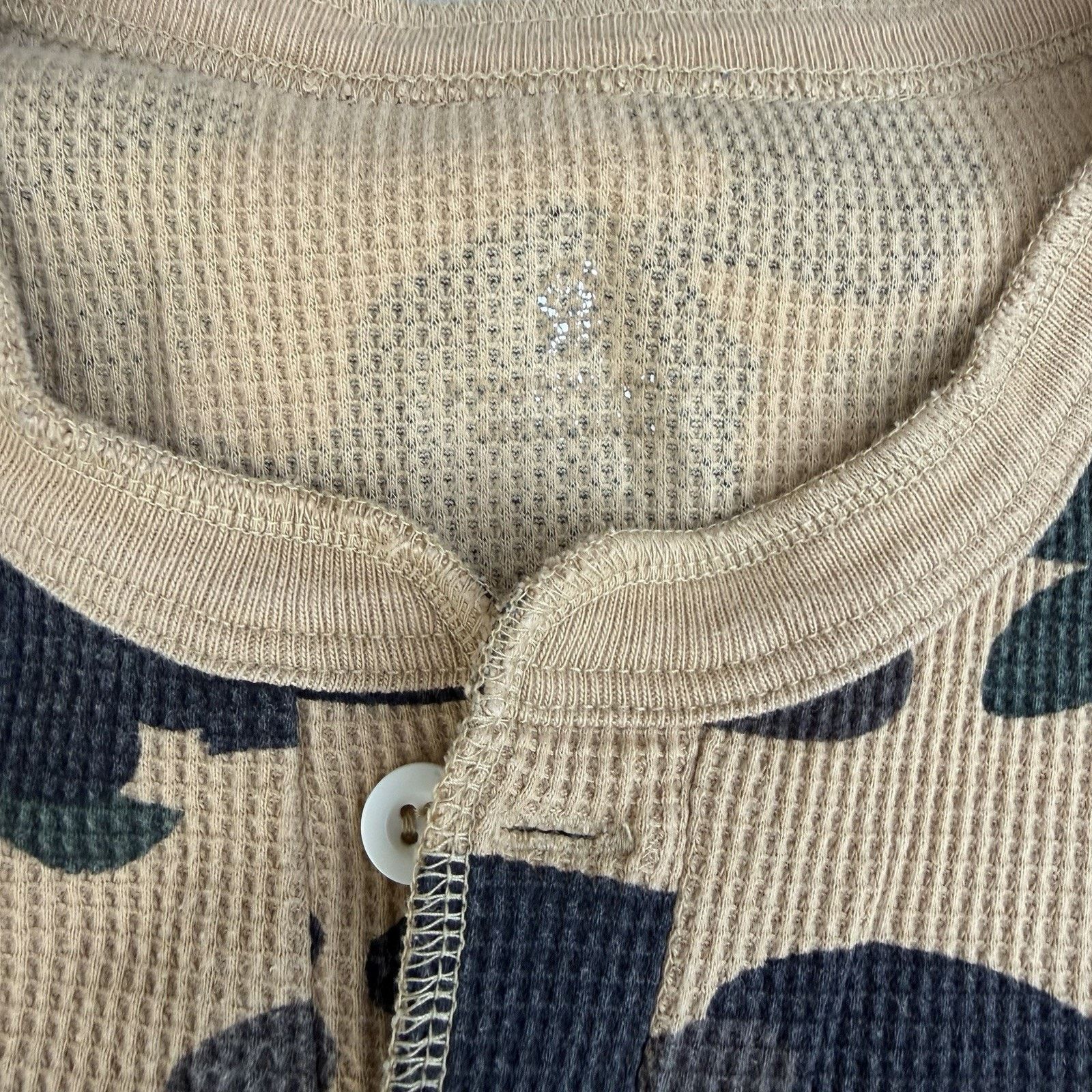Bape A Bathing Ape Bape Camo Waffle Knit Thermal Henley Shirt Size US L / EU 52-54 / 3 - 3 Thumbnail
