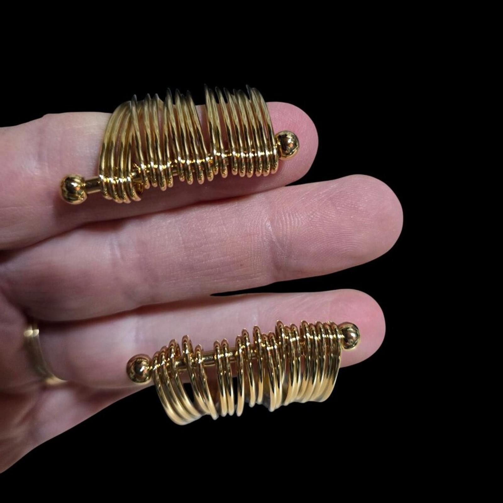 Other Avon Gold Tone Stacked Cuff Bangle Bracelet Size ONE SIZE - 4 Thumbnail