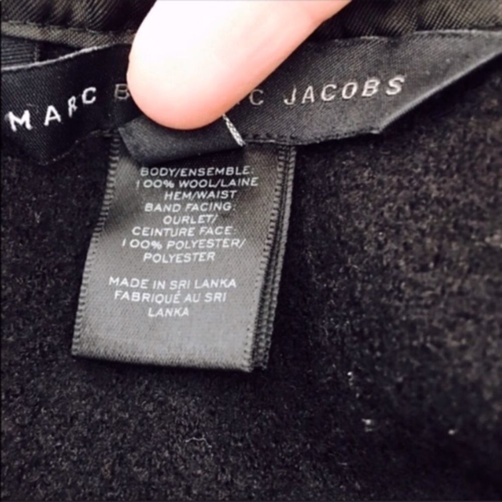 Marc by Marc Jacobs Marc by Marc Jacobs Black Wool A-Line Skirt Size XS | Classi Size 27" / US 4 / IT 40 - 3 Thumbnail