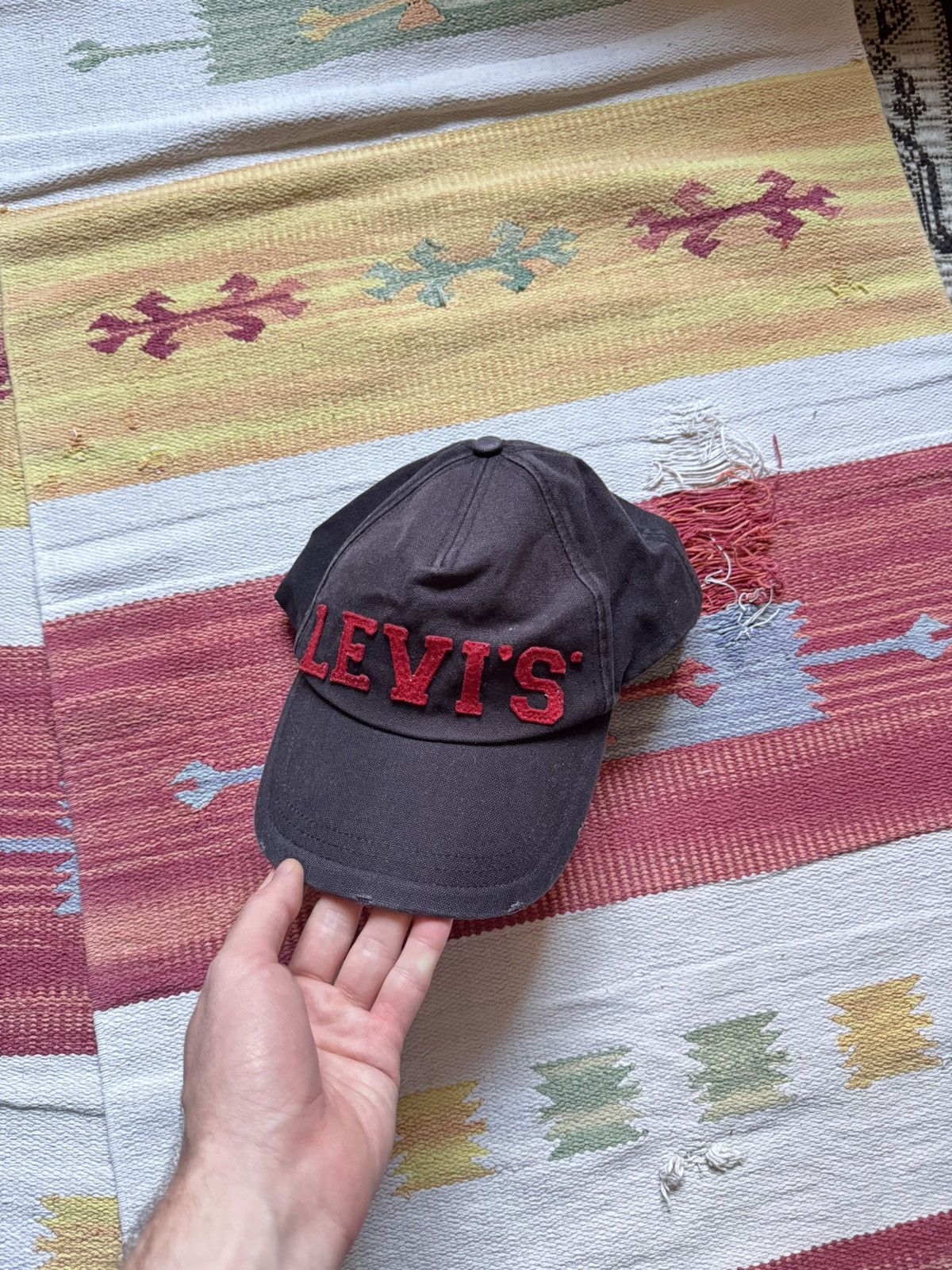 Levi's Vintage 00’s Levi’s Faded Logo Black Hat Size ONE SIZE - 1 Thumbnail