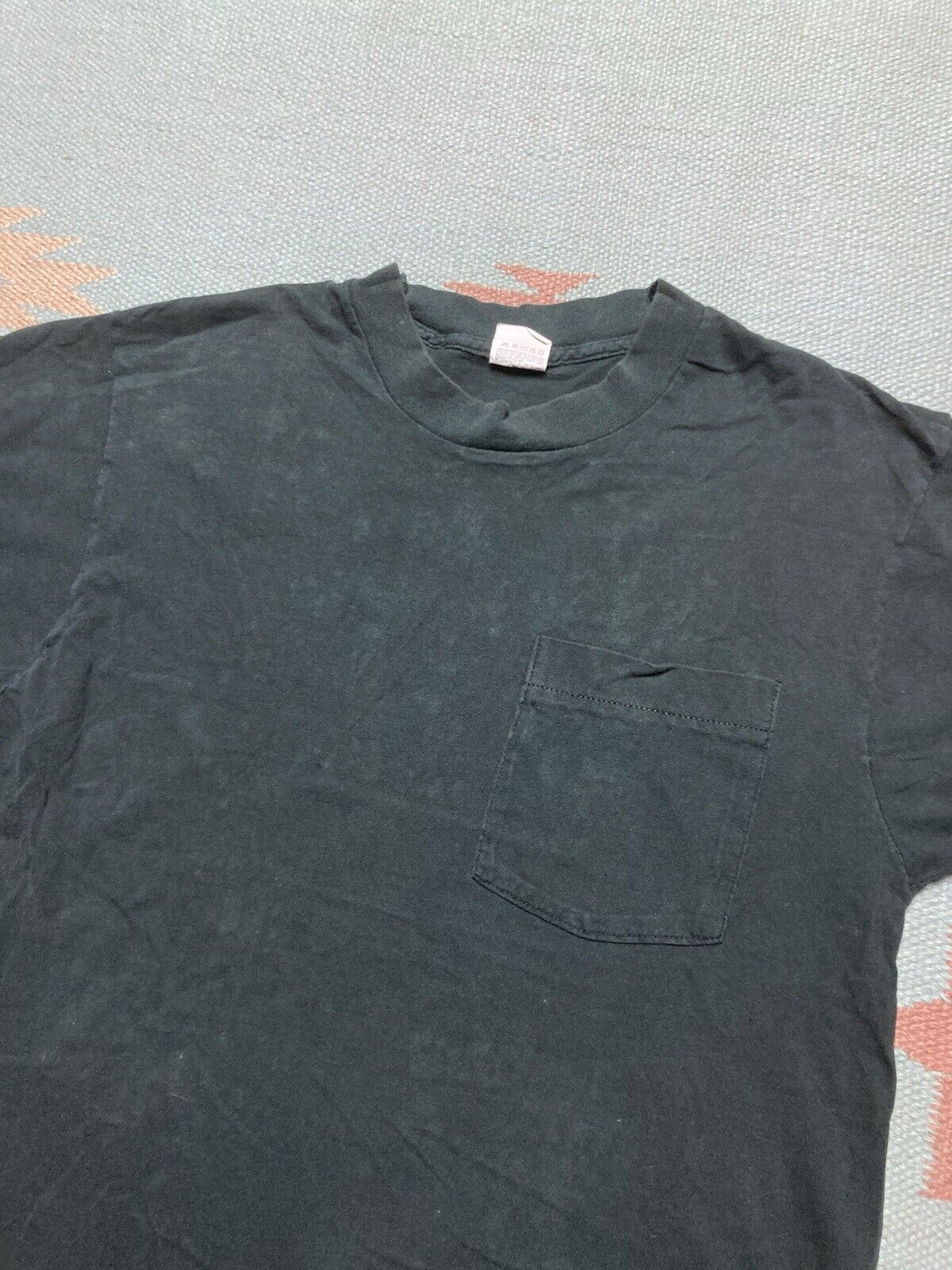 Fruit Of The Loom × Vintage 80s pocket t shirt blank black grunge cotton fruit of loom M Size US M / EU 48-50 / 2 - 3 Thumbnail