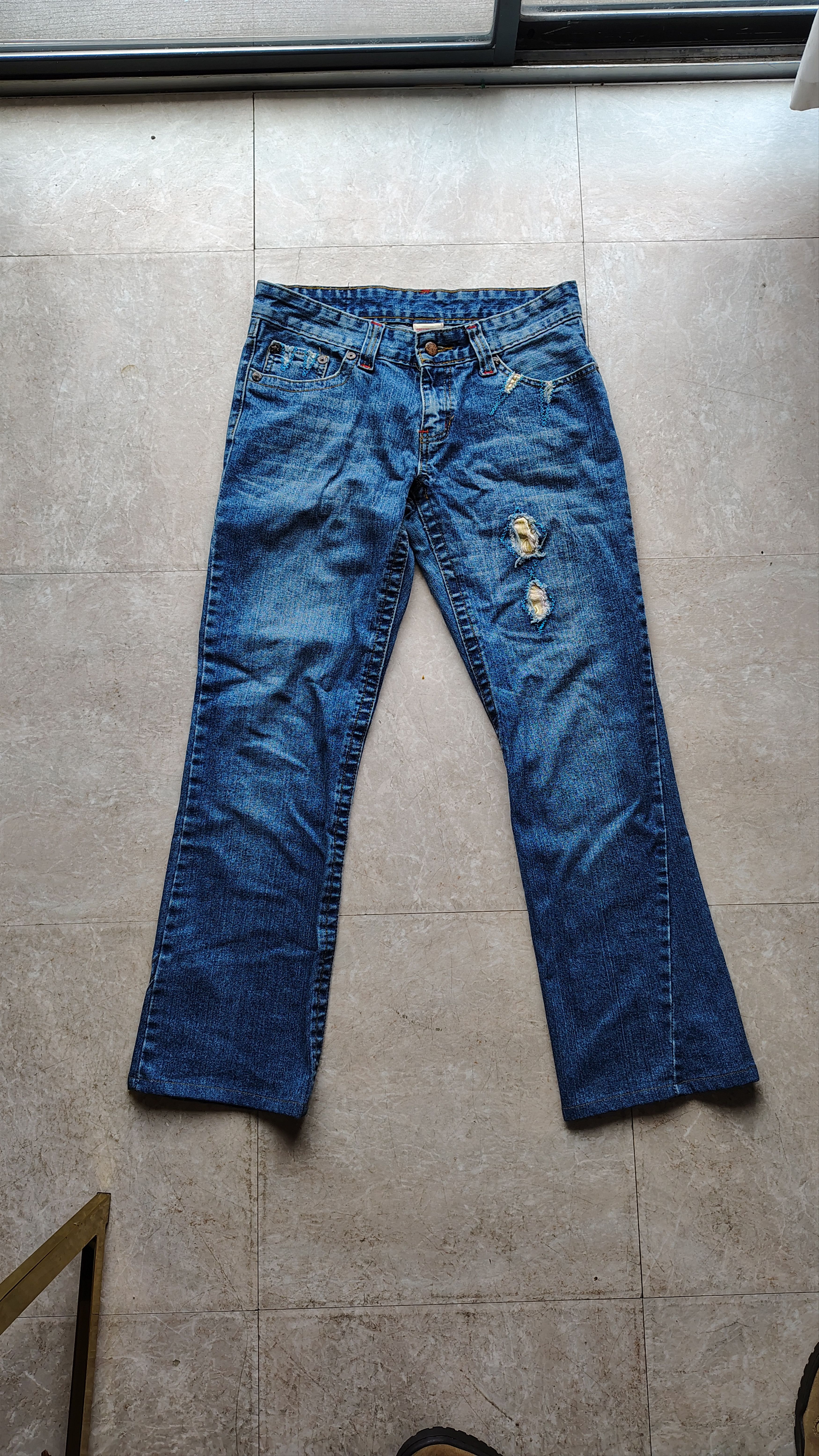 True Religion True Religion Bobby twist flared jeans Size 29" - 1 Thumbnail