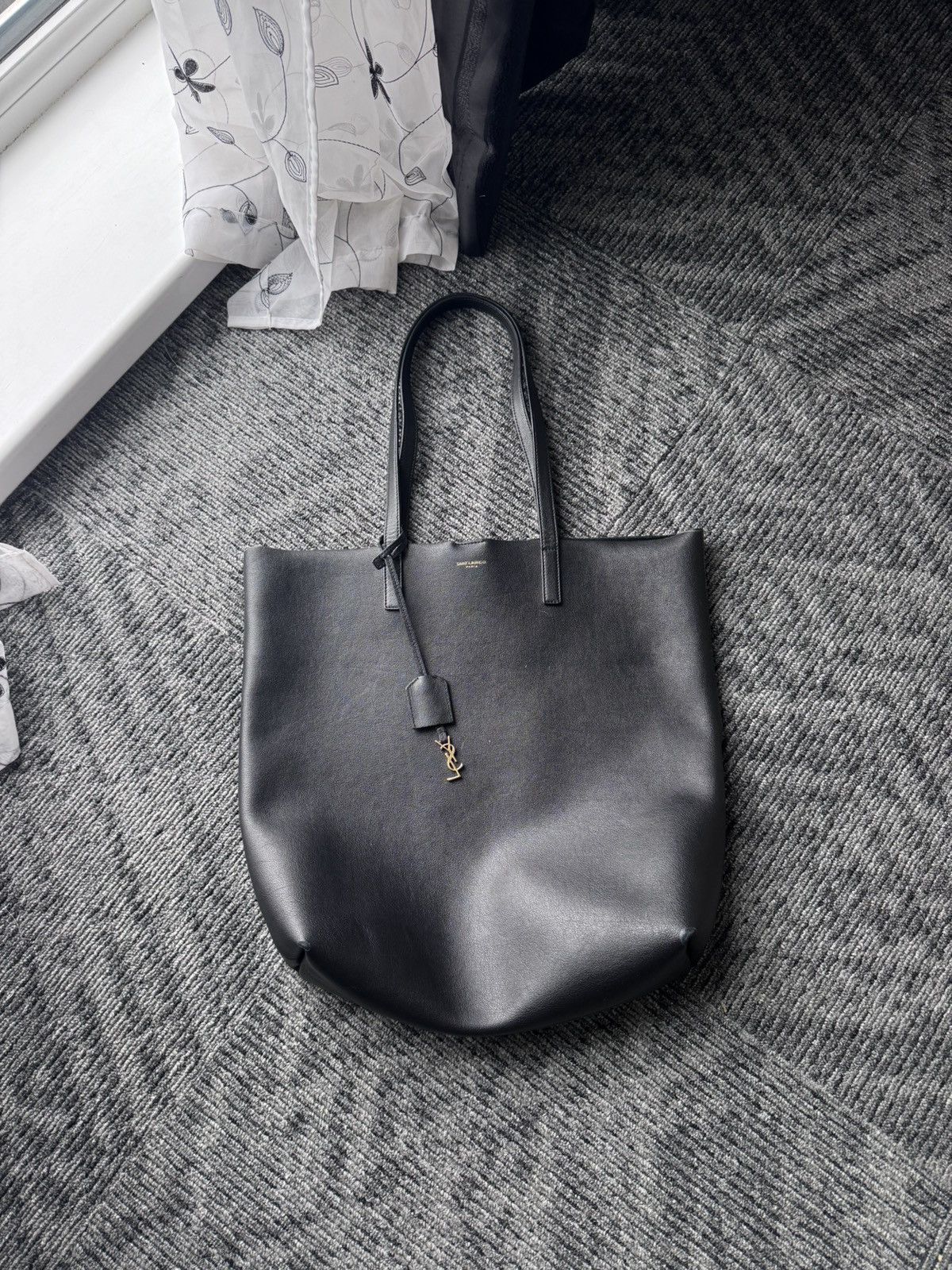 Saint Laurent Paris Saint Laurent tote bag black leather Size ONE SIZE - 1 Thumbnail