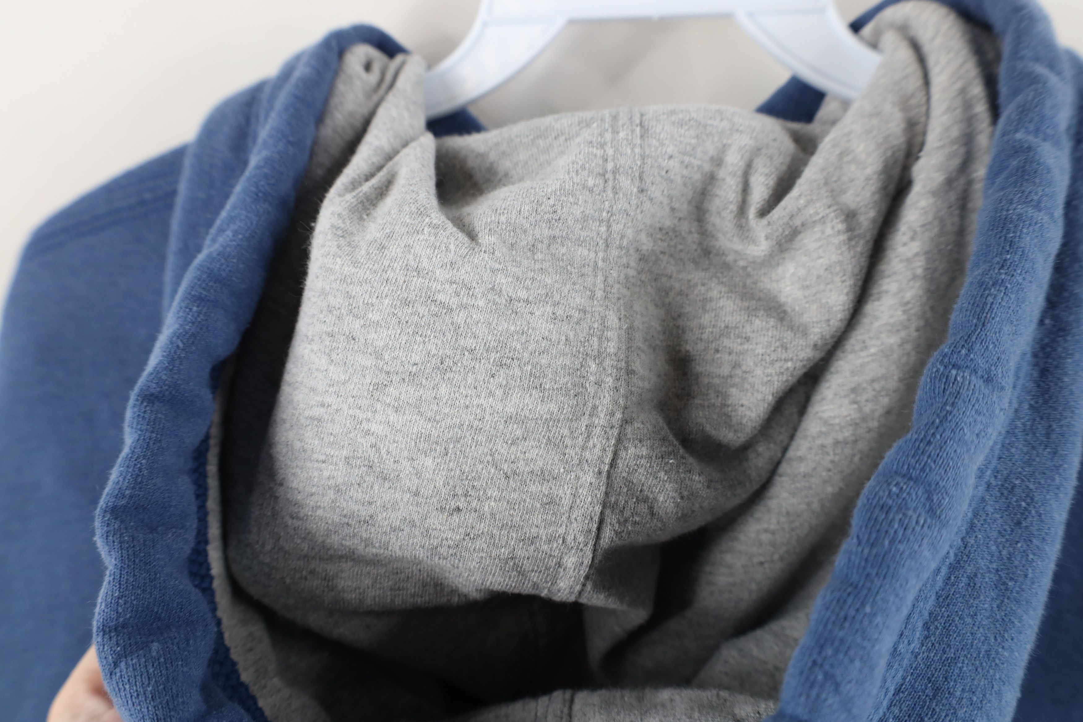 Champion Vintage Champion Faded Monochrome Hoodie Sweatshirt Blue Size US M / EU 48-50 / 2 - 11 Thumbnail