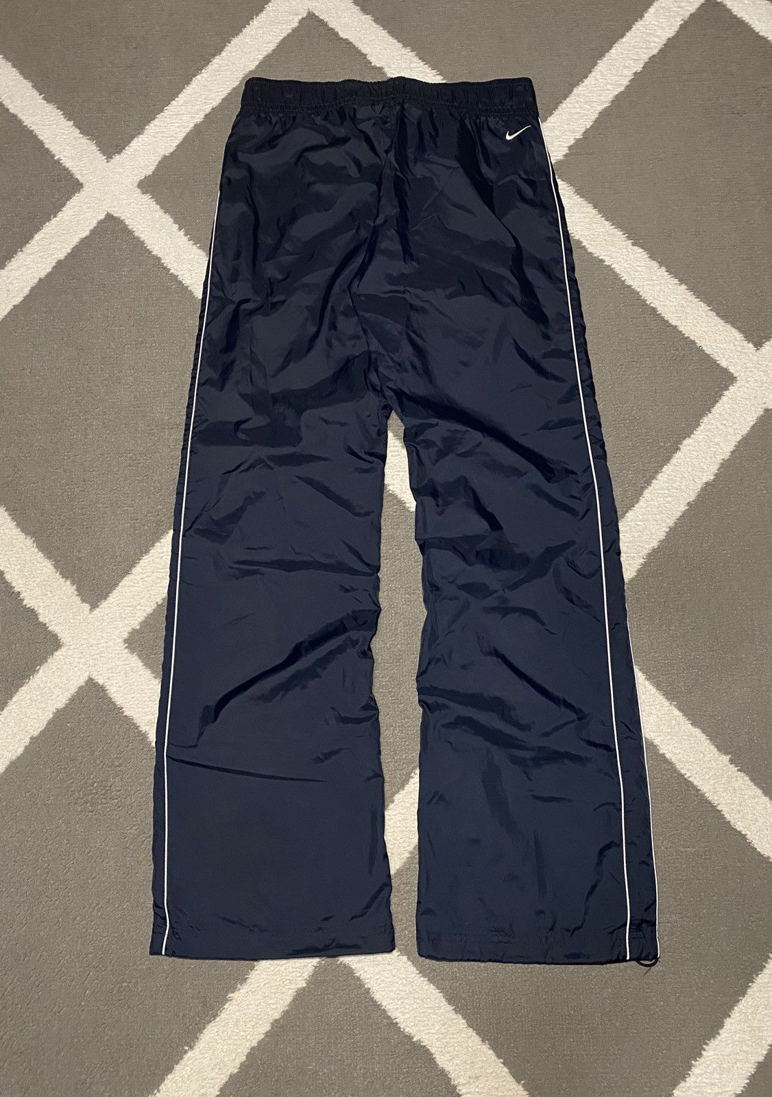 Nike Vintage 00’s Nike Swoosh women’s flared track pants Size 27" / US 4 / IT 40 - 3 Thumbnail
