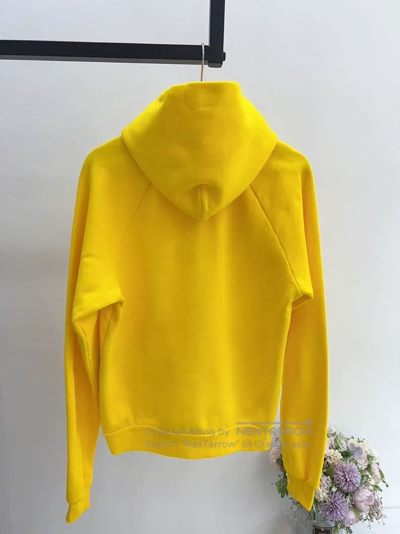 Balenciaga Balenciaga Yellow Hooded Sweatshirt Size US XS / EU 42 / 0 - 3 Thumbnail
