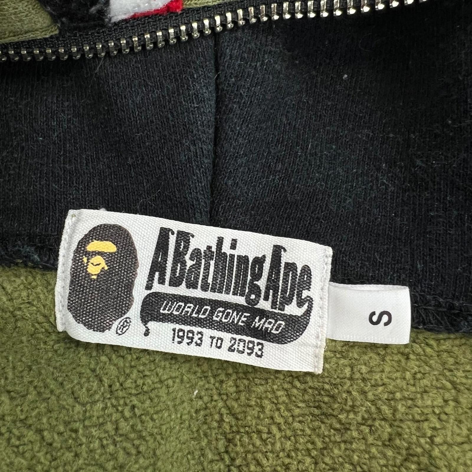 Bape Bape Shark 1/4 Zip Hoodie Size US S / EU 44-46 / 1 - 8 Thumbnail