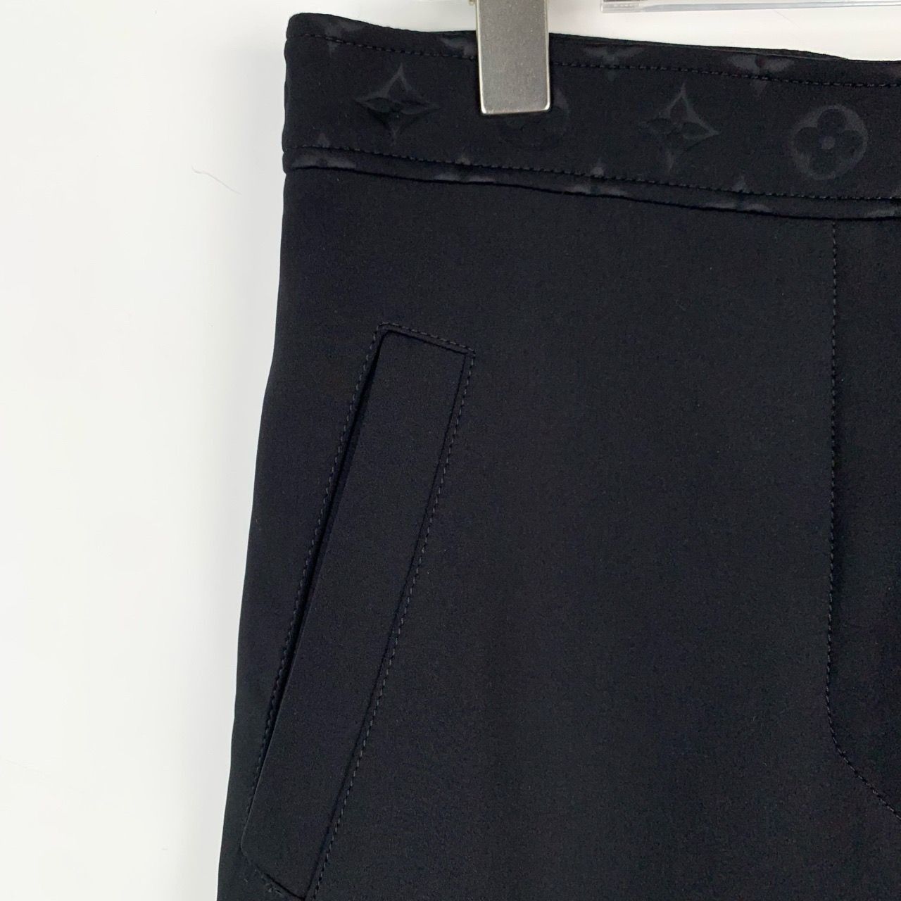 Louis Vuitton Louis Vuitton Black Monogram Cargo Jogger Pants Size 38 Size 38" / US 16 / IT 52 - 3 Thumbnail