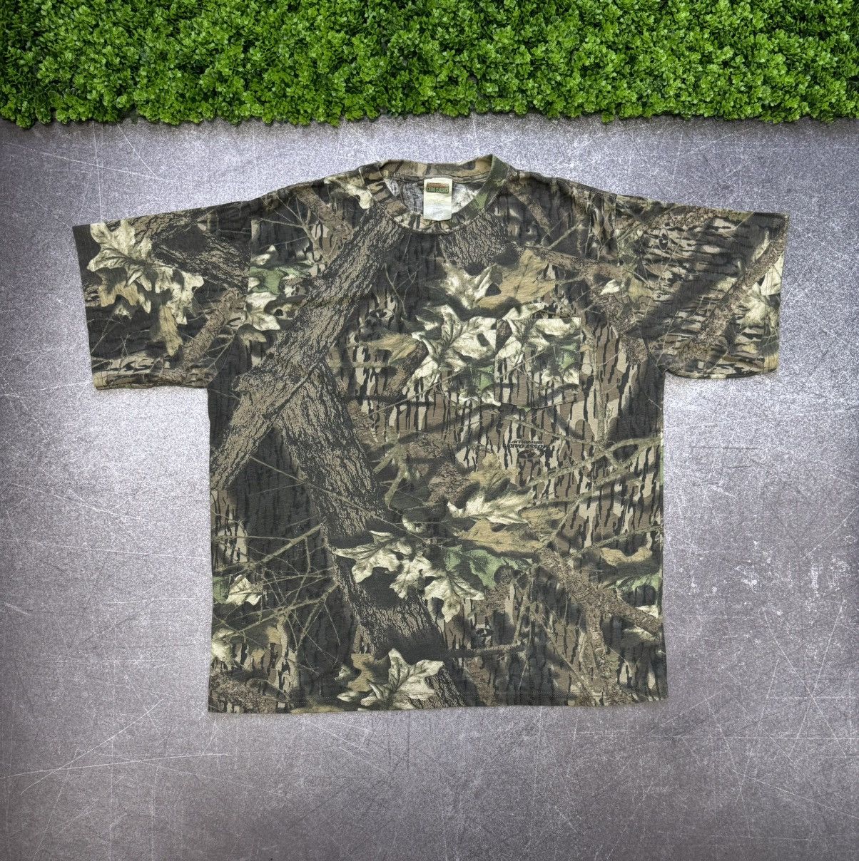 Mossy Oaks Vintage Real Tree Mossy Oak T Shirt Large Size US XL / EU 56 / 4 - 1 Thumbnail