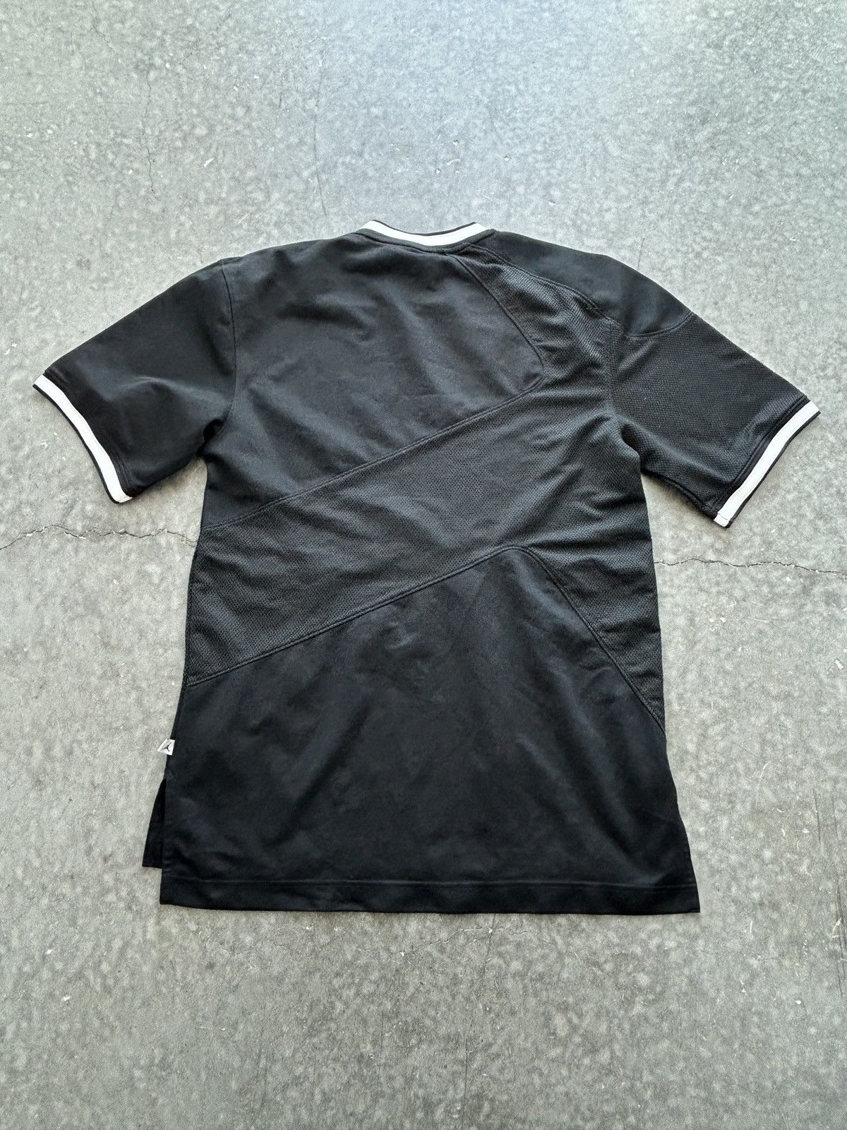 Jordan Brand Vintage Y2K Air Jordan Jersey 20th Anniversary Size US XL / EU 56 / 4 - 6 Thumbnail