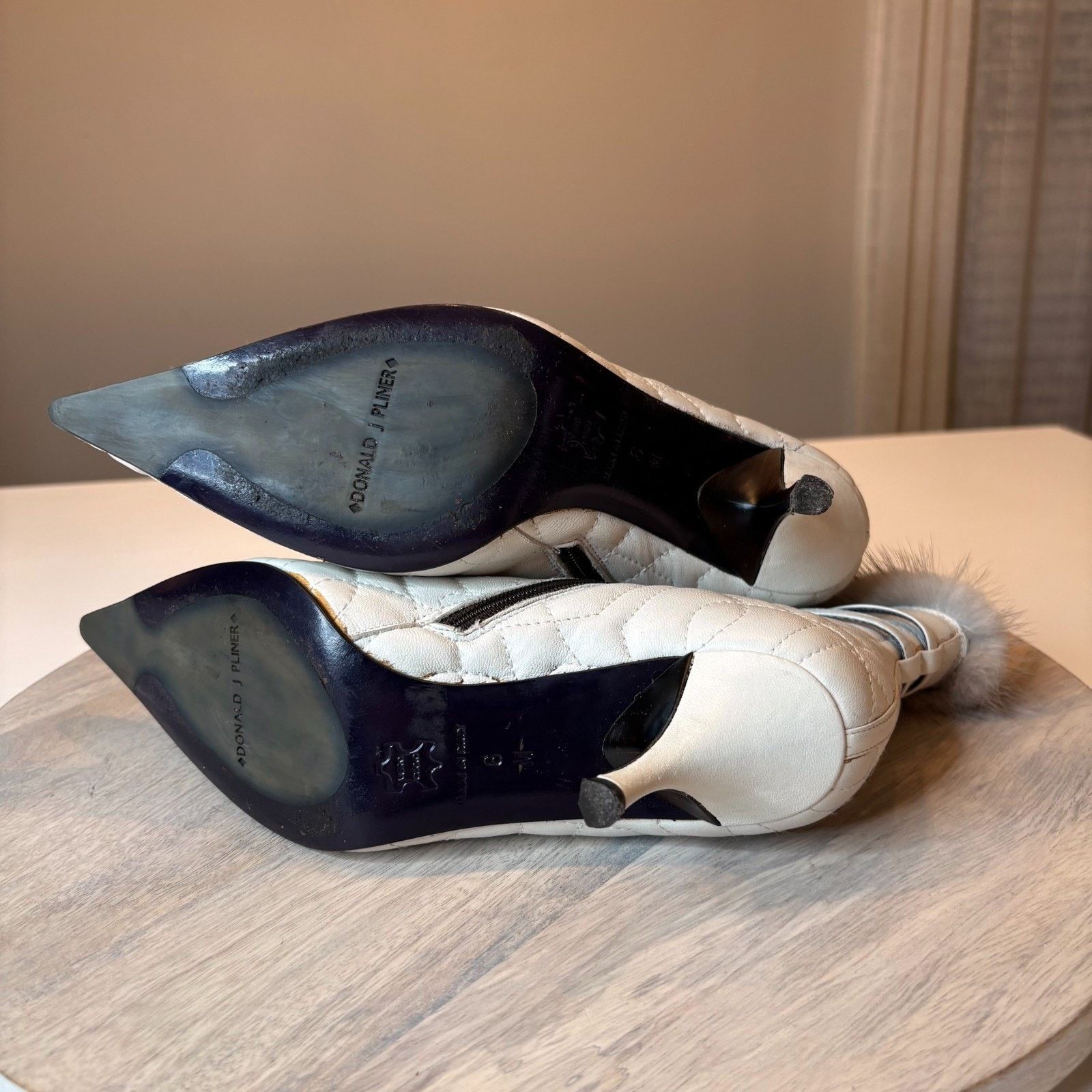 Donald Pliner Donald Pliner White Quilted Leather Rusha Booties Size 6 M Size US 6 / IT 36 - 9 Thumbnail
