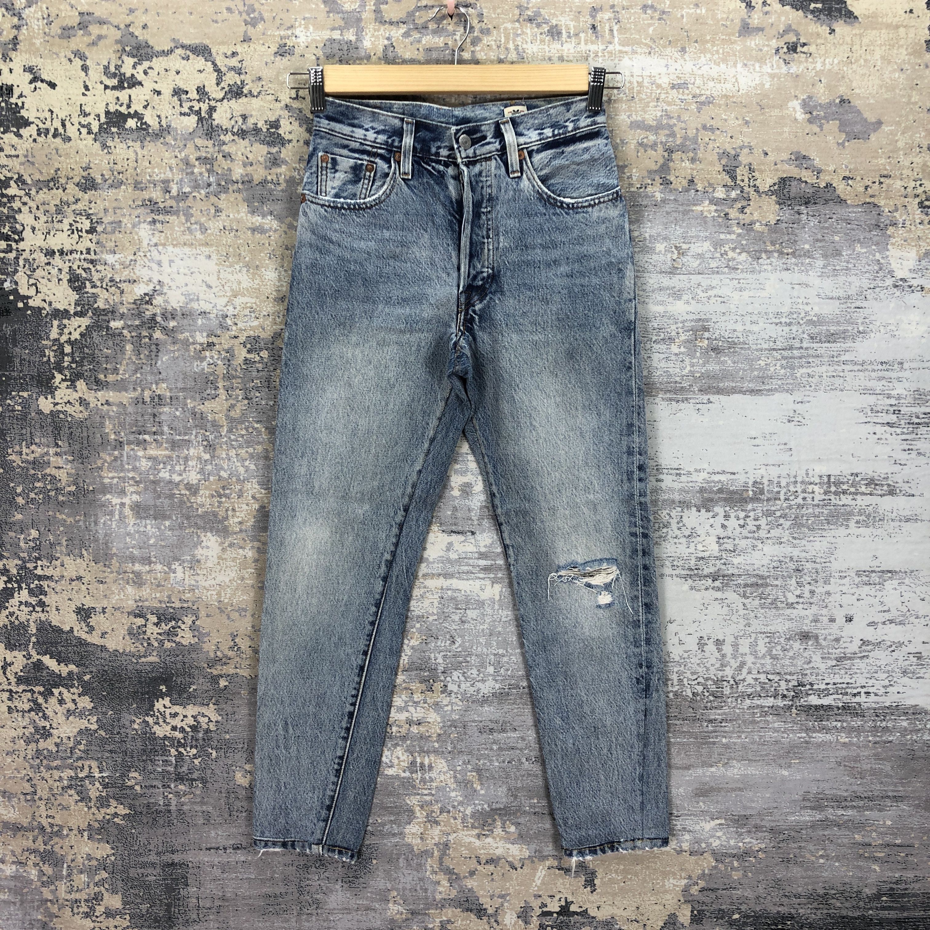 Levi's Vintage Y2K Levis 501 Acid Wash Jeans Levi's Faded Denim Size 24" / US 00 / IT 34 - 1 Thumbnail
