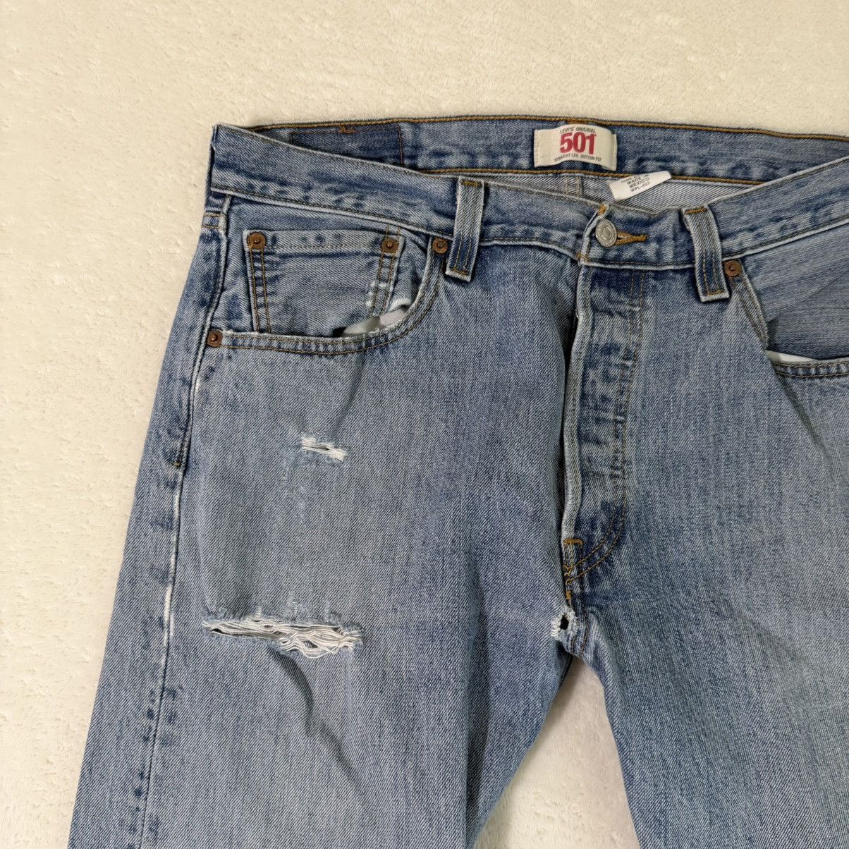 Levi's Vintage Levi’s 501 Button Fly Jeans Size US 34 / EU 50 - 2 Thumbnail