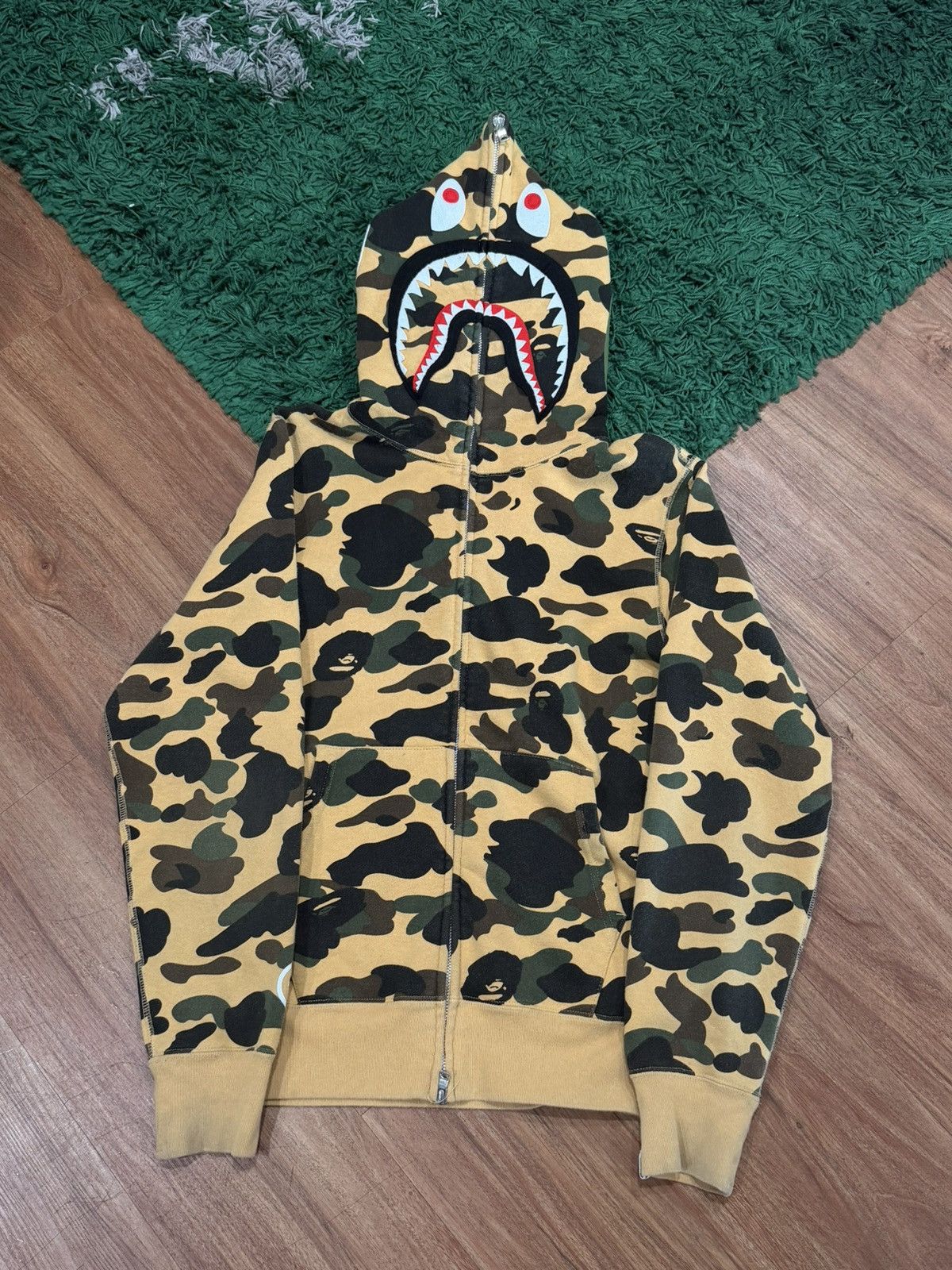 Bape BAPE Shark Full Zip Hoodie – Yellow Camo – Medium – PreOwned Size US M / EU 48-50 / 2 - 2 Thumbnail