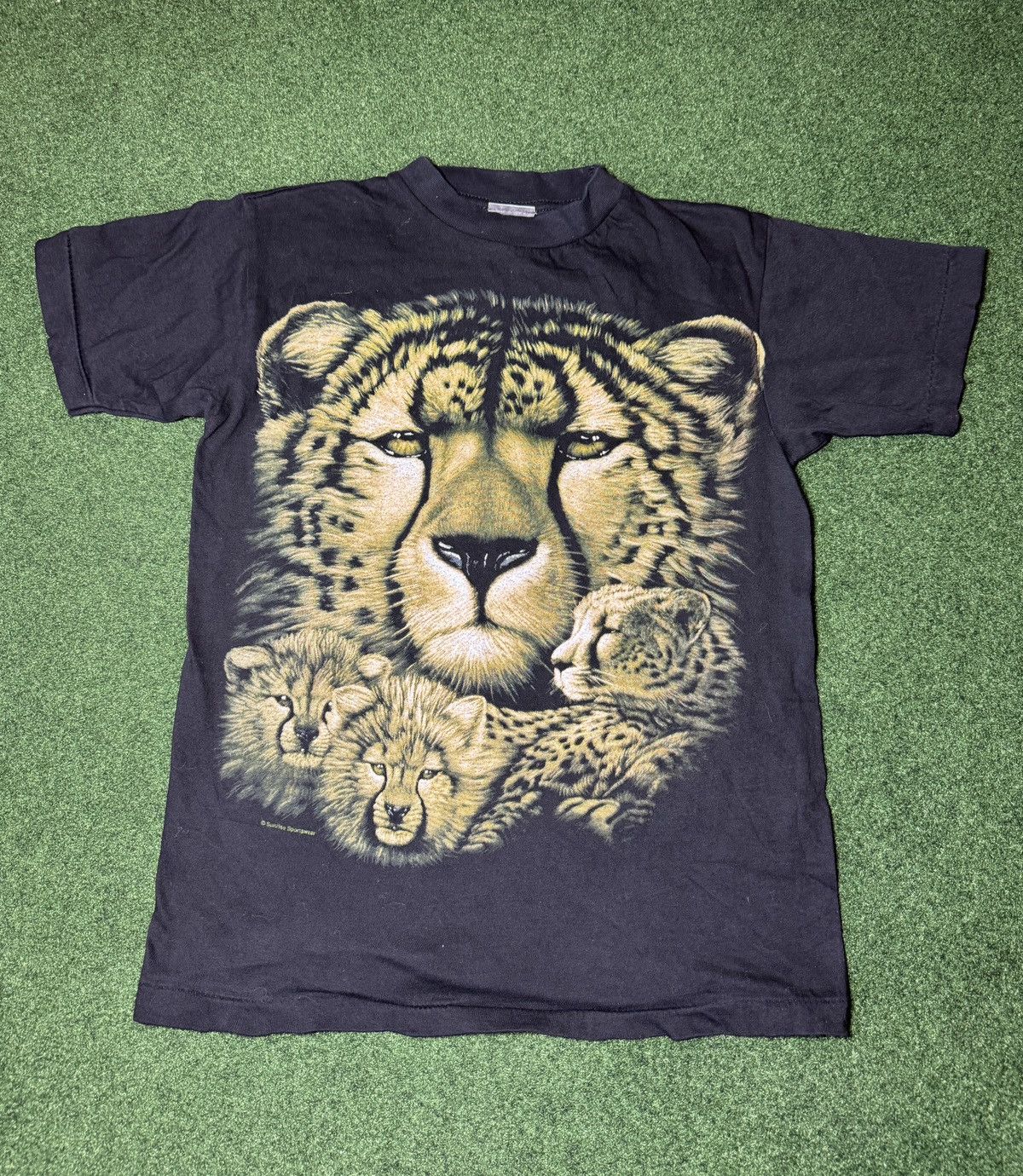 Vintage Vintage 90s American Thunder Cheetah Print Nature T Shirt Size US S / EU 44-46 / 1 - 1 Thumbnail