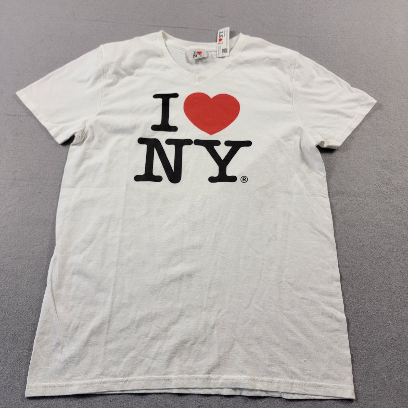 NEWYORKINDUSTRIE Authentic I Love NY Tourism Tee Sz M White (451-452) Size US M / EU 48-50 / 2 - 1 Thumbnail