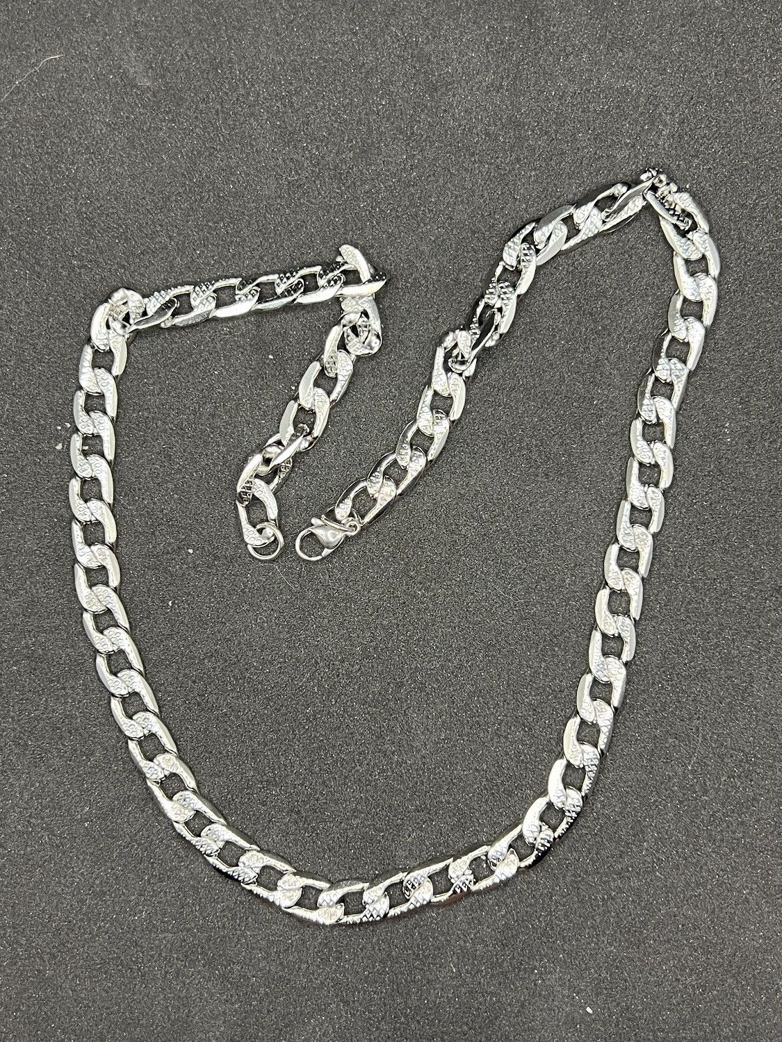 Jewelry Silver Cuban Chain Necklace Size ONE SIZE - 4 Thumbnail
