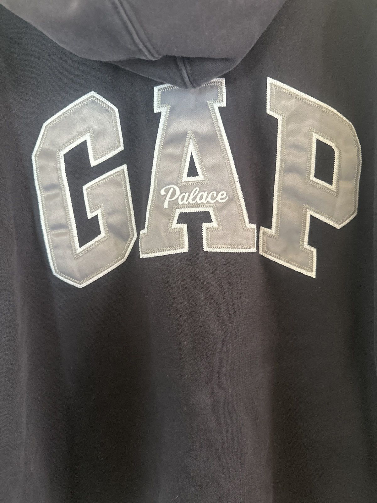 Gap × Palace Palace x Gap Arch Logo Hoodie Pullover Size US L / EU 52-54 / 3 - 4 Thumbnail