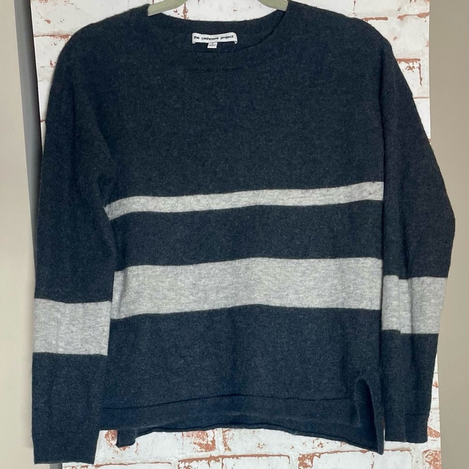 Autumn Cashmere Elegant Cashmere Striped Women's Sweater in Navy and Gray Size S / US 4 / IT 40 - 1 Thumbnail