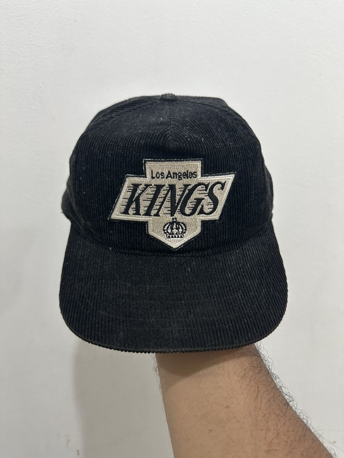 NFL RARE Corduroy Los Angeles Kings Snapback Size ONE SIZE - 2 Thumbnail