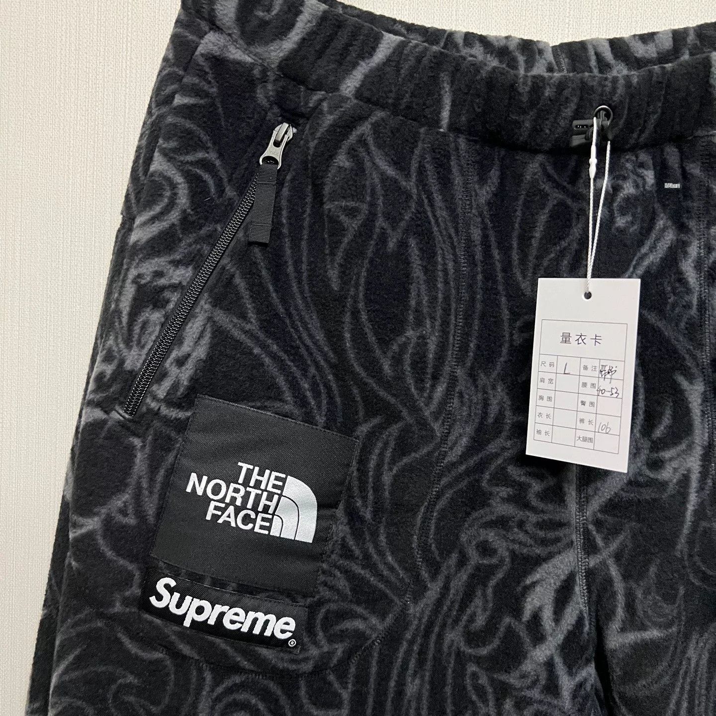 The North Face Supreme The North Face Collaboration Fleece Pants Size US 26 / EU 42 - 5 Thumbnail