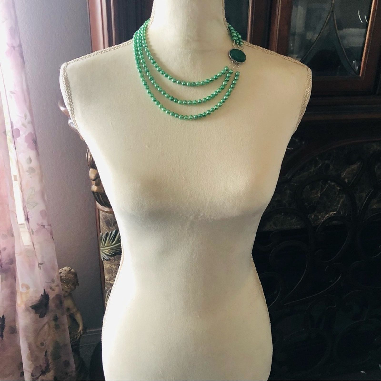 Handmade Handcrafted triple strand green pearl stone clasp necklace Size ONE SIZE - 6 Thumbnail