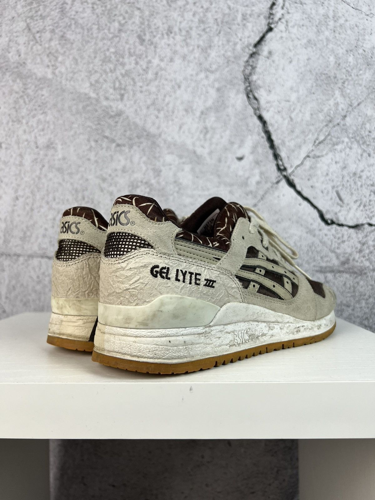 Asics Asics Gel-Lyte III Valentine Pack Chocolate Dark Brown/Sand Size US 9.5 / IT 39.5 - 11 Thumbnail