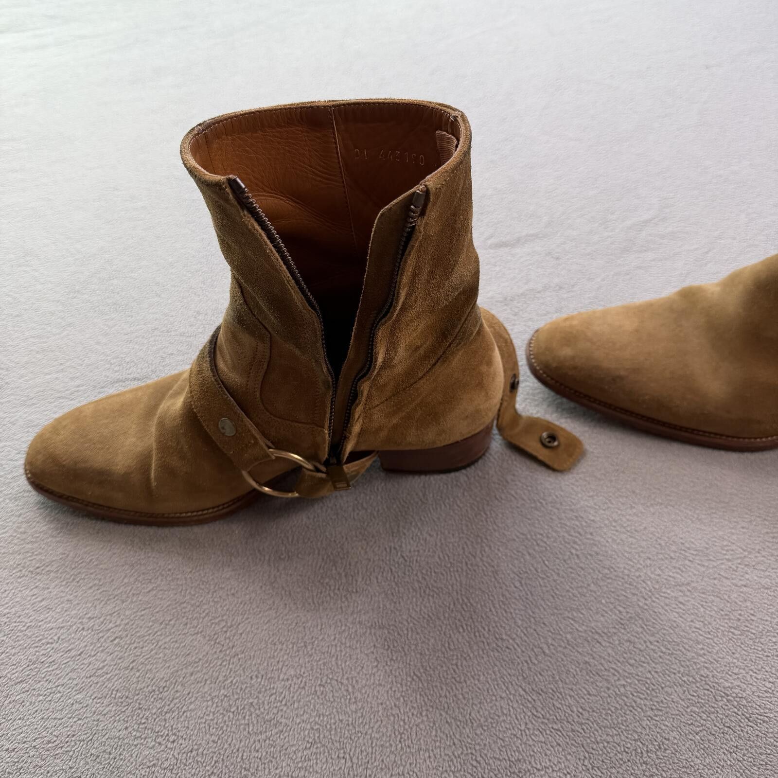 Saint Laurent Paris Saint Laurent Paris Wyatt Harness Suede Boots Tan Mens US 8 Size US 8 / EU 41 - 6 Thumbnail