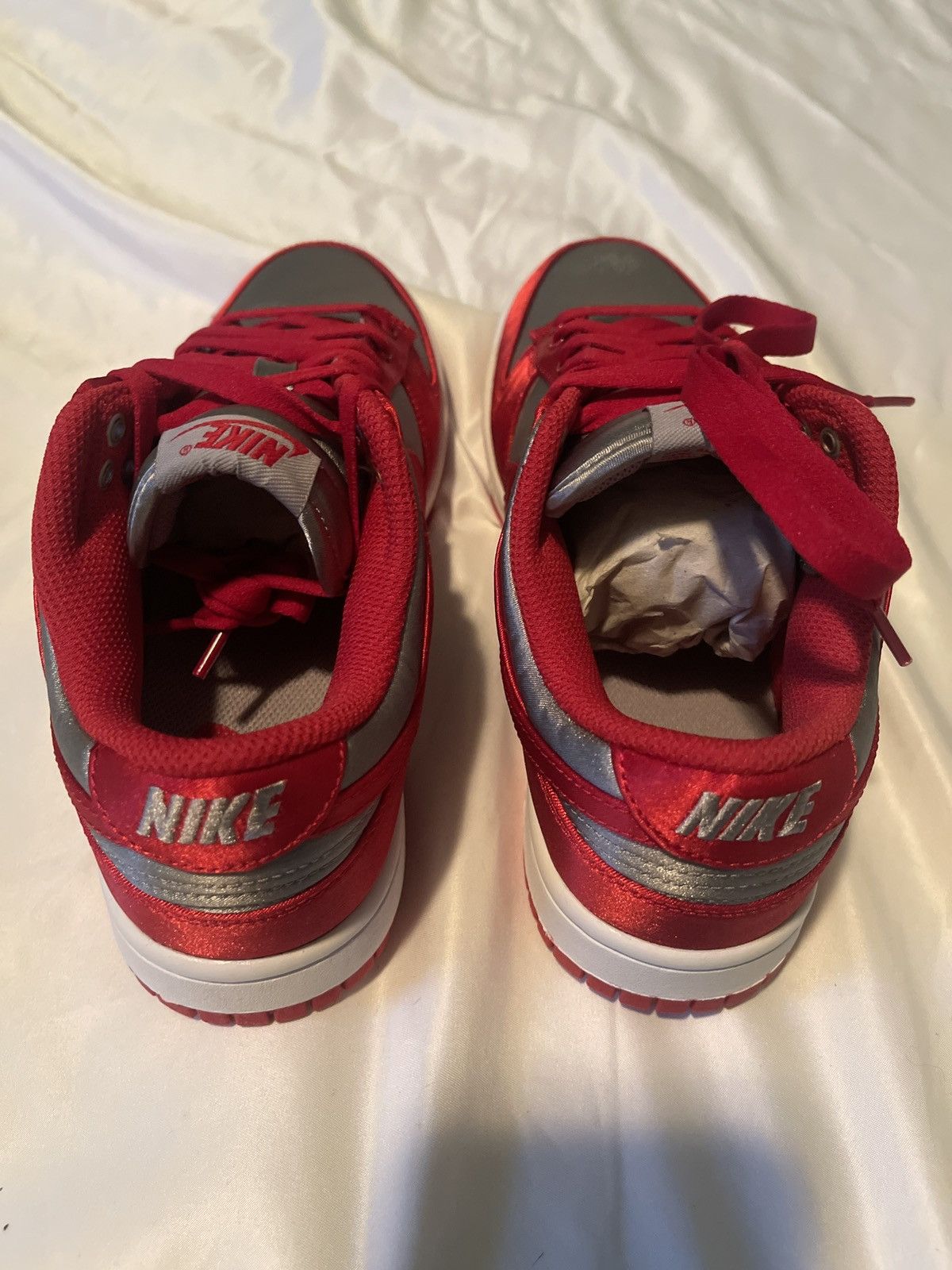 Nike Nike | womens dunk low satin | spring 2023 Size US 7.5 / IT 37.5 - 7 Thumbnail