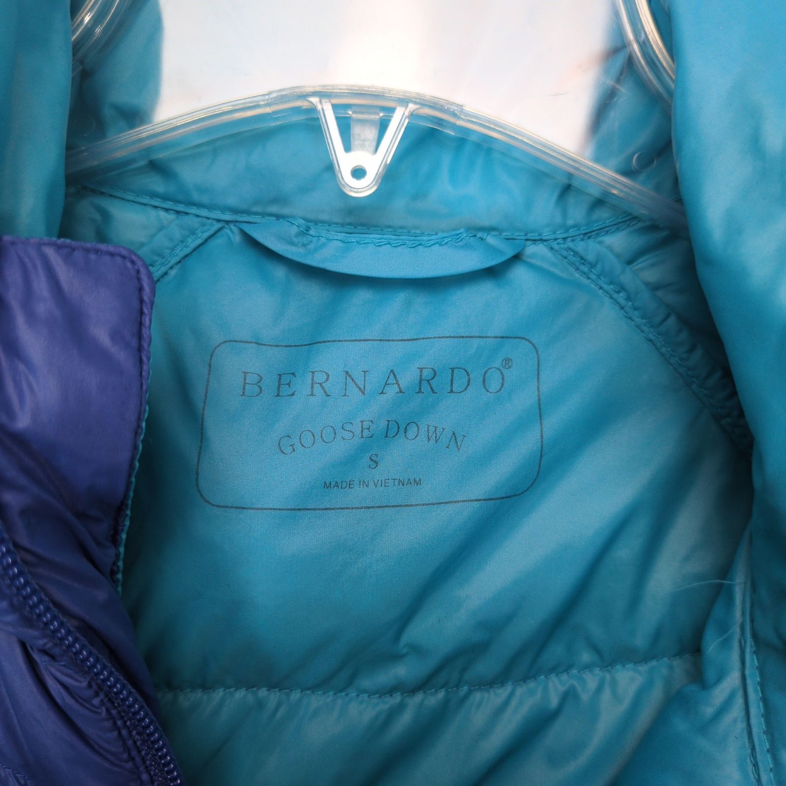 Other Bernardo Goose Down Women's S Blue Full Zip Puffer Vest Size S / US 4 / IT 40 - 4 Thumbnail
