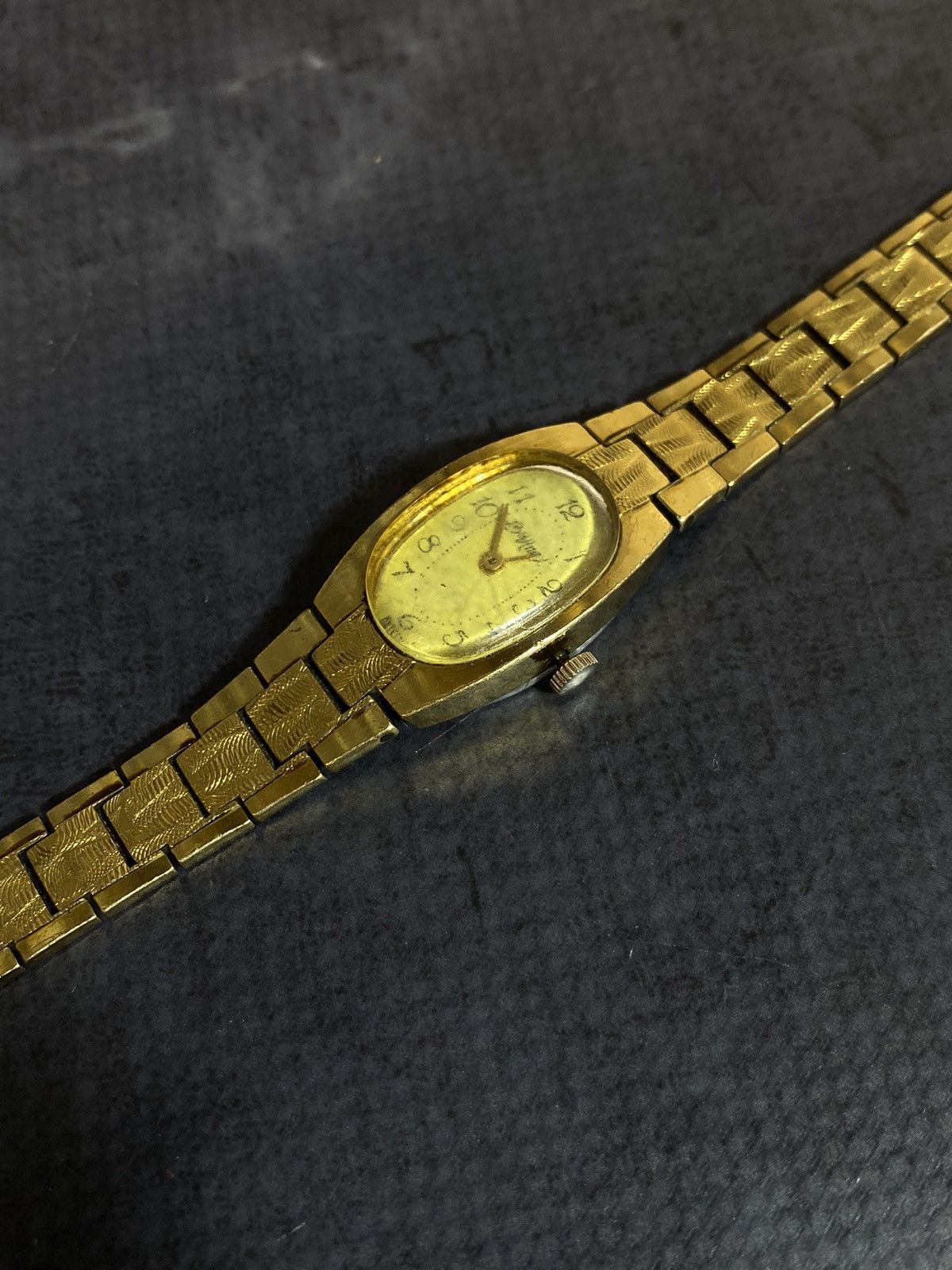 Vintage Vympel Soviet Watch – Ultra-Slim Mechanical Design Size ONE SIZE - 6 Thumbnail
