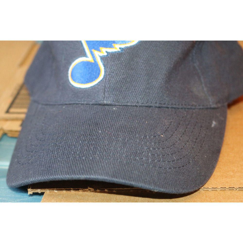 Budweiser St. Louis Blues NHL Embroidered Logo Mens Cap Navy Blue Dad Size ONE SIZE - 3 Thumbnail