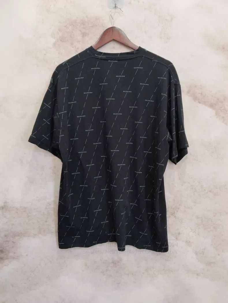 Balenciaga Balenciaga All-over logo short-sleeve T-shirt - Size 2 Size US M / EU 48-50 / 2 - 2 Thumbnail