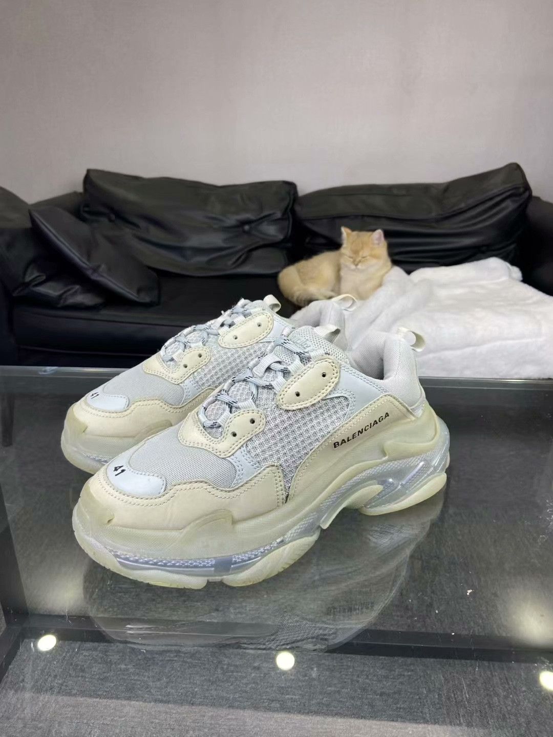 Balenciaga Balenciaga Green Lowtop Sneakers 8.5 Men Size US 8.5 / EU 41-42 - 1 Thumbnail