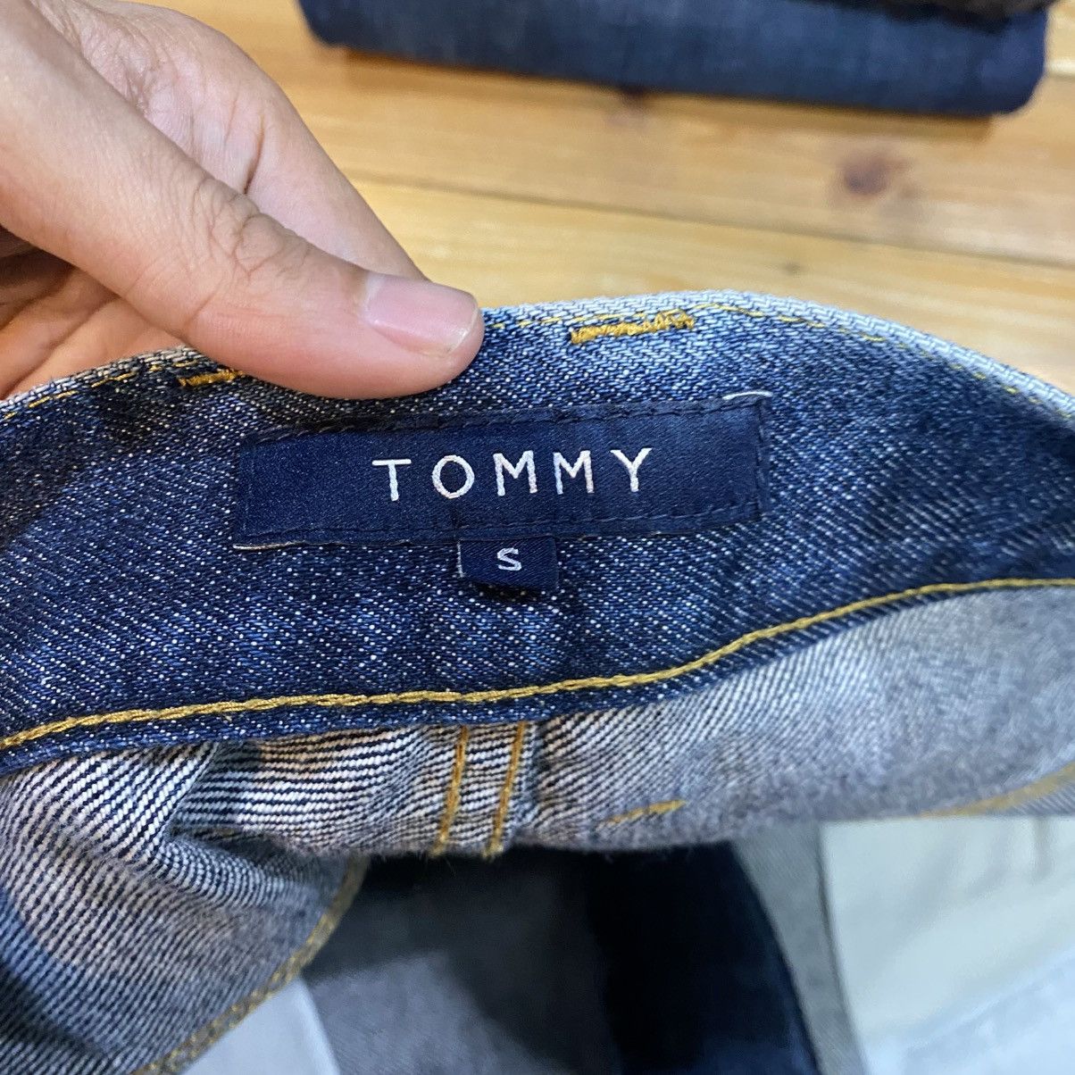 Tommy Hilfiger × Vintage Crazy vintage y2k Custom blue wash jeans grunge essential! Size US 32 / EU 48 - 13 Thumbnail