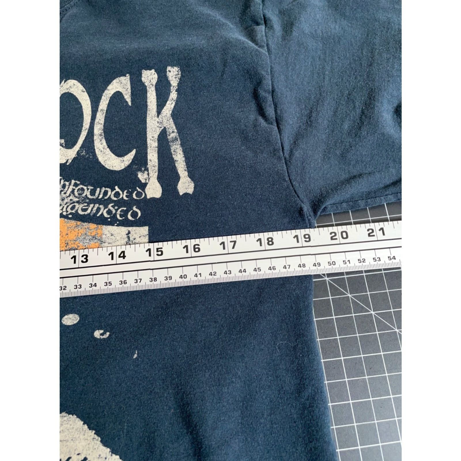 Hanes VINTAGE Boondock Saints T-Shirt Hanes Heavyweight Black Adult Medium Graphic Print Movie 2000s Mens Size US M / EU 48-50 / 2 - 5 Thumbnail