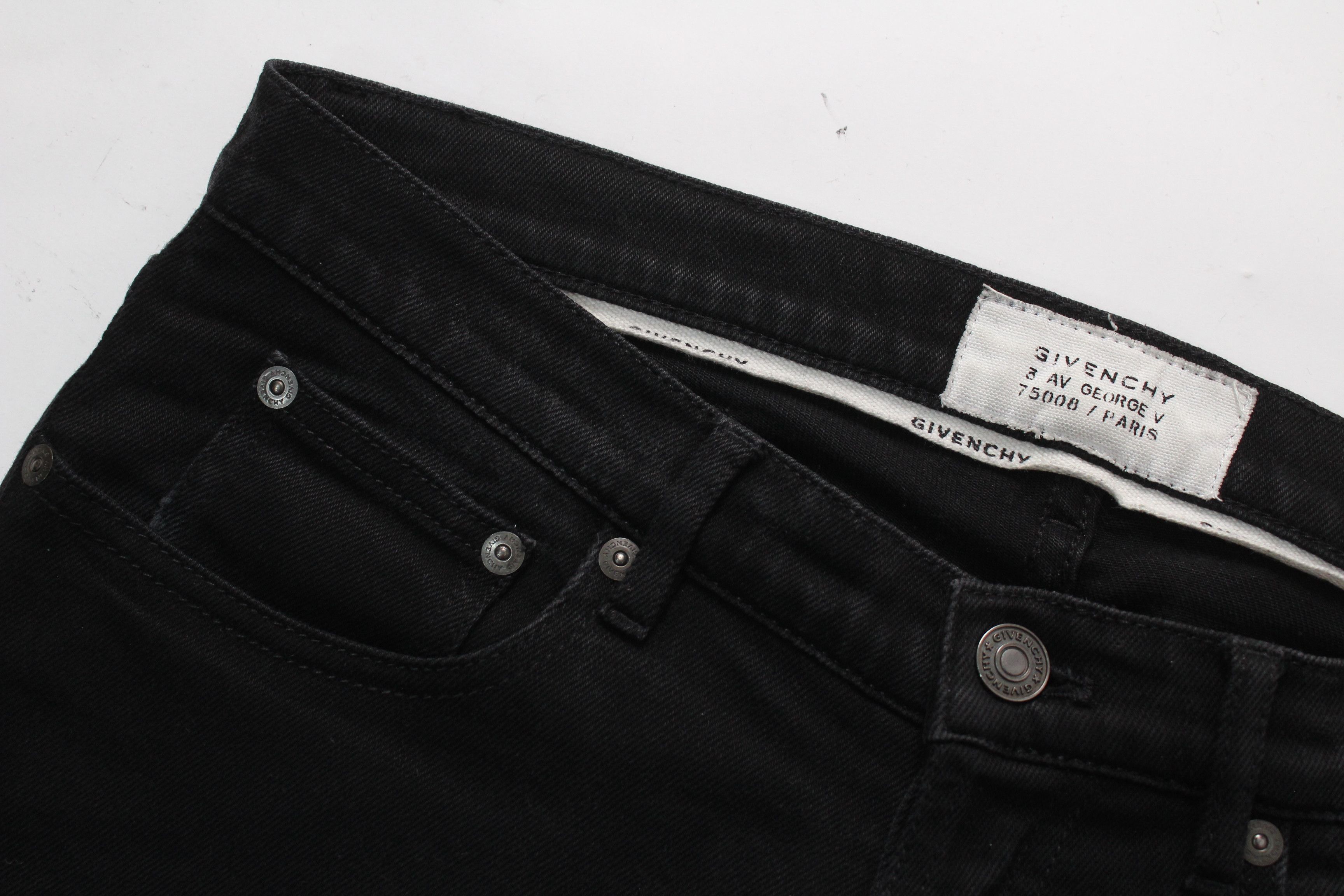 Givenchy Givenchy Distressed Raw Hem Slim Fit Denim Jeans Size 29 Size US 29 - 8 Thumbnail