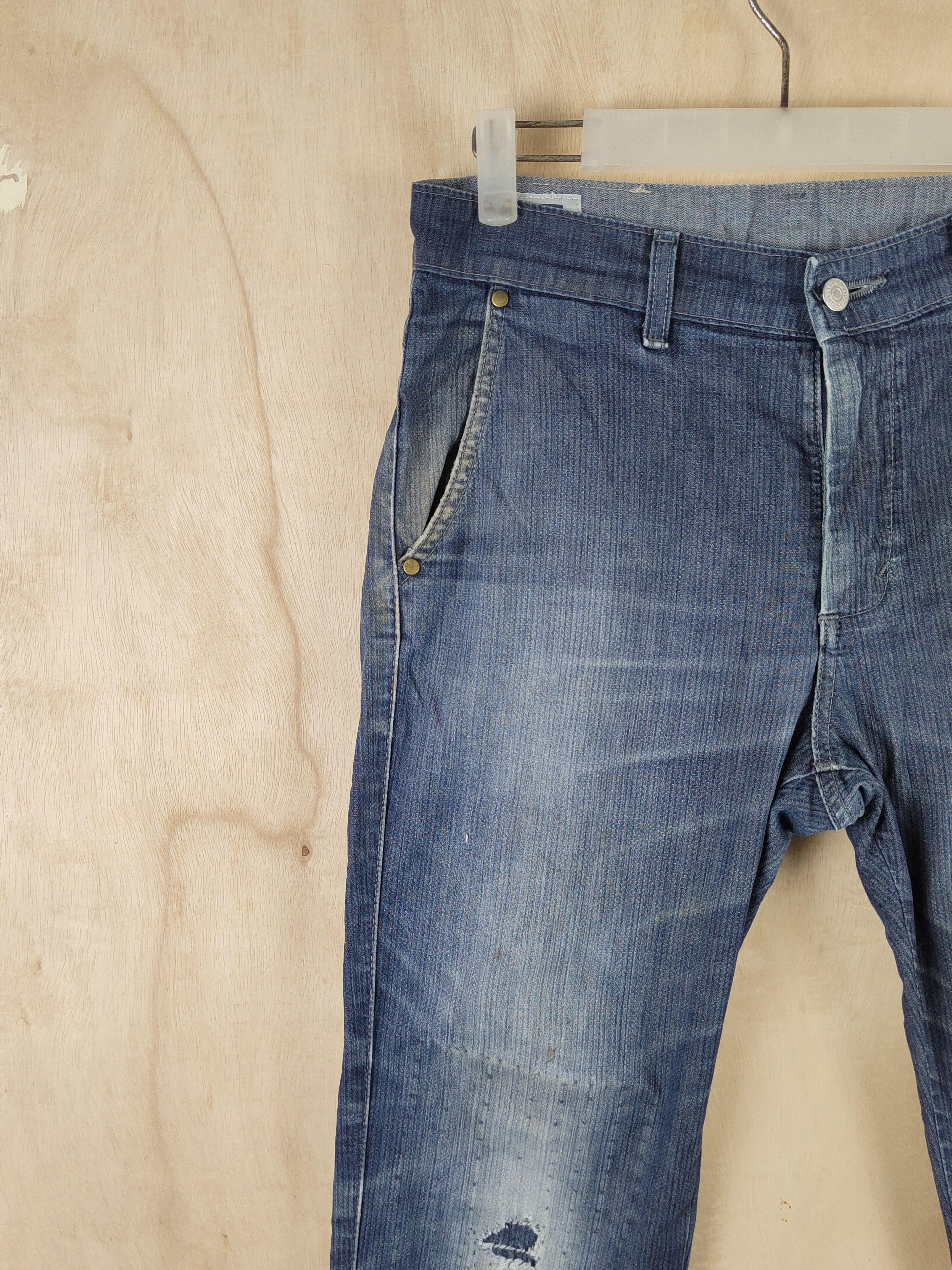 Edwin Edwin Dark Blue Faded Distressed Ripped Jeans #S2475 Size US 31 - 3 Thumbnail