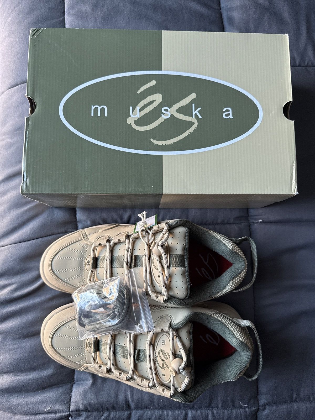 eS éS Muska “Tan & Green” Size US 11.5 / EU 44-45 - 9 Thumbnail