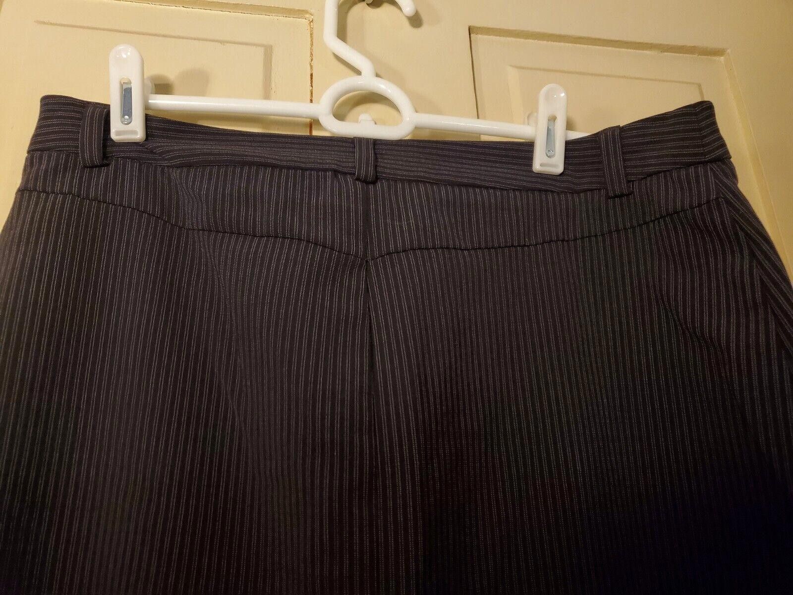Gap Gap Womens Skirt 10 Black Pinstripe Straight Knee Length Size 32" / US 10 / IT 46 - 5 Thumbnail