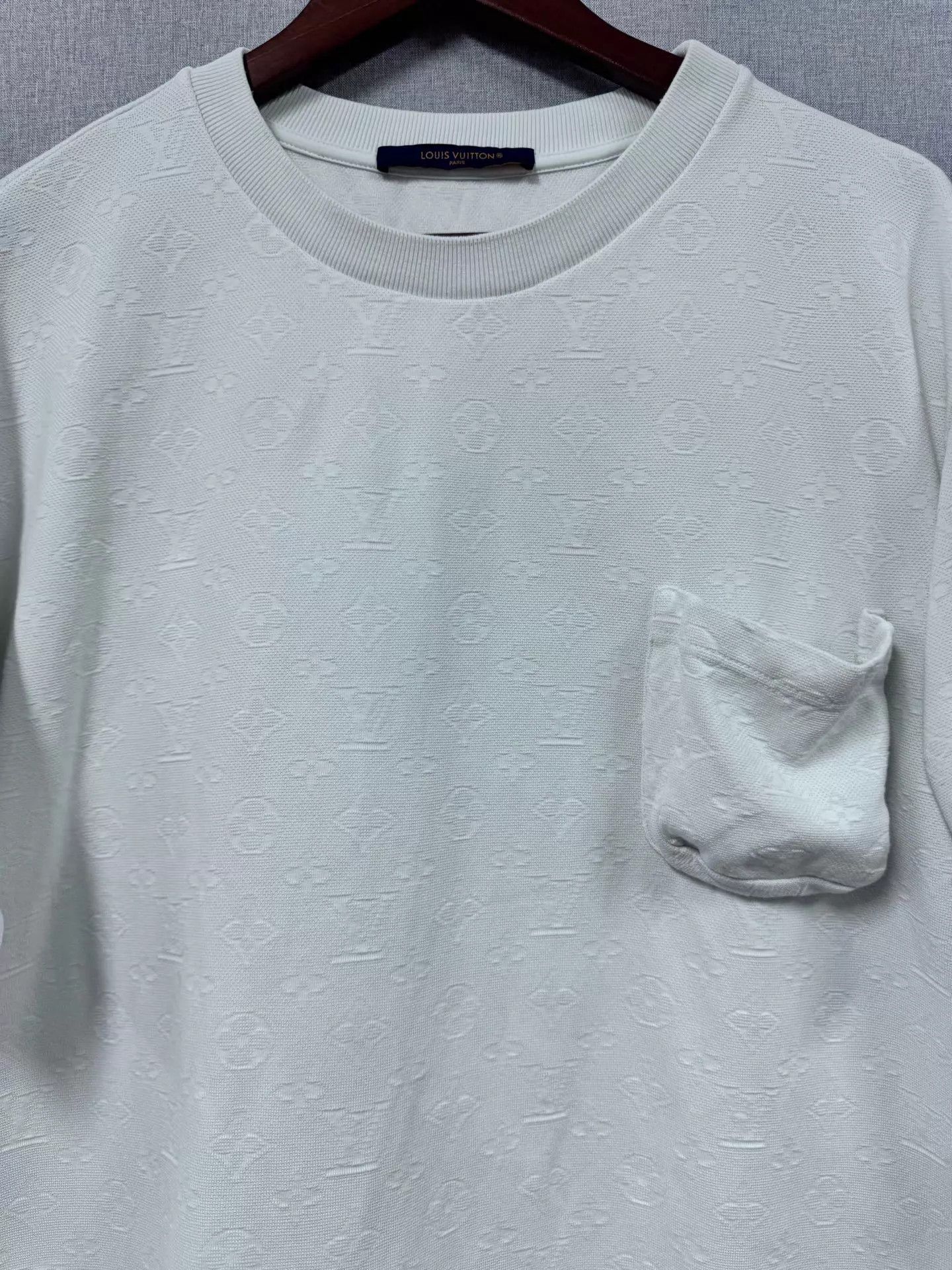 Louis Vuitton LV All Over Print White Short Sleeve Tee XXL Size US XXL / EU 58 / 5 - 3 Thumbnail
