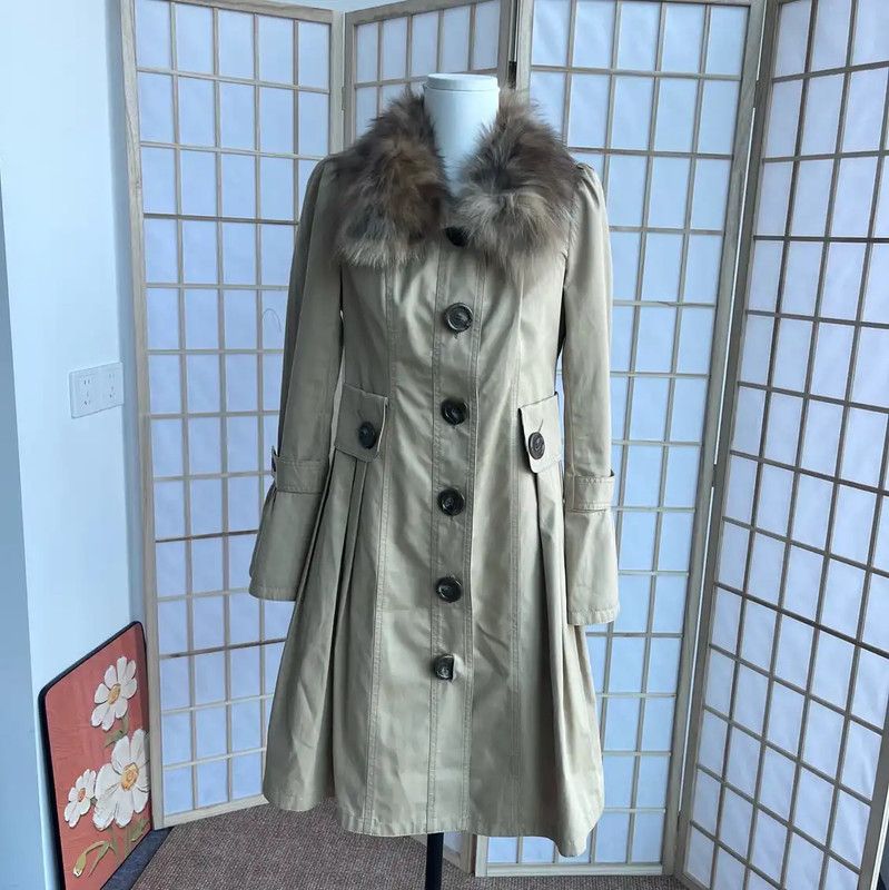 Burberry Burberry Khaki Cotton Women's Trench Coat Size M / US 6-8 / IT 42-44 - 1 Thumbnail