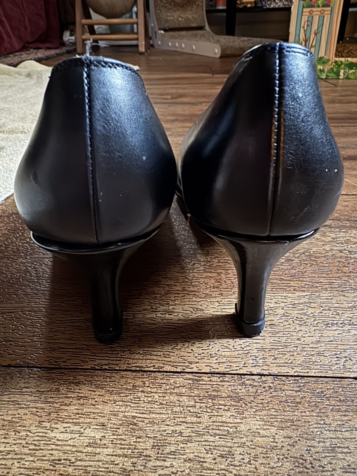 Salvatore Ferragamo 90s black leather heels with patent leather toe cap Size US 4.5 / IT 34.5 - 4 Thumbnail