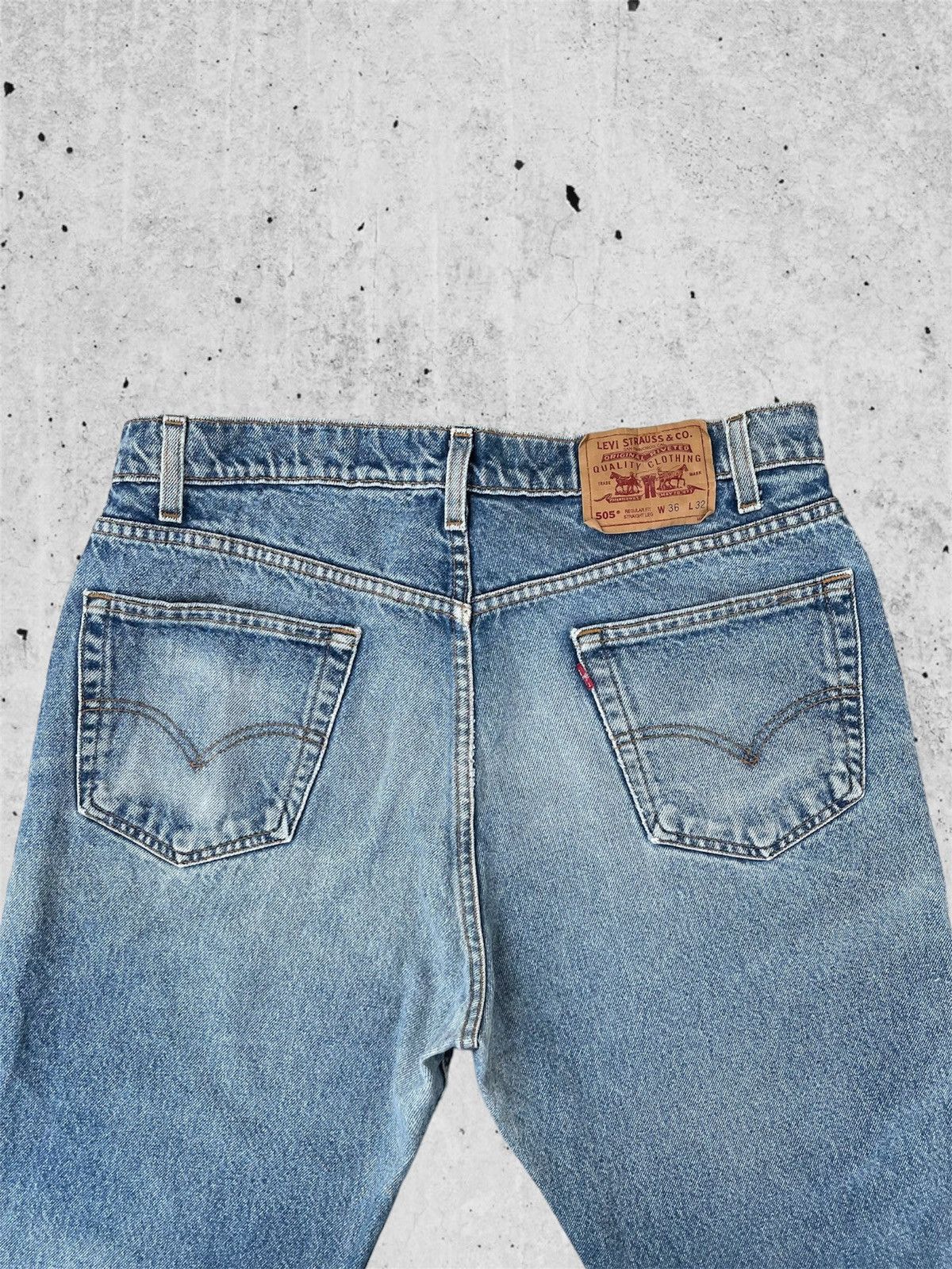 Jean × Levi's 🔥 Levi's 505 Distressed Denim Vintage W35 🔥 Size US 35 - 11 Thumbnail
