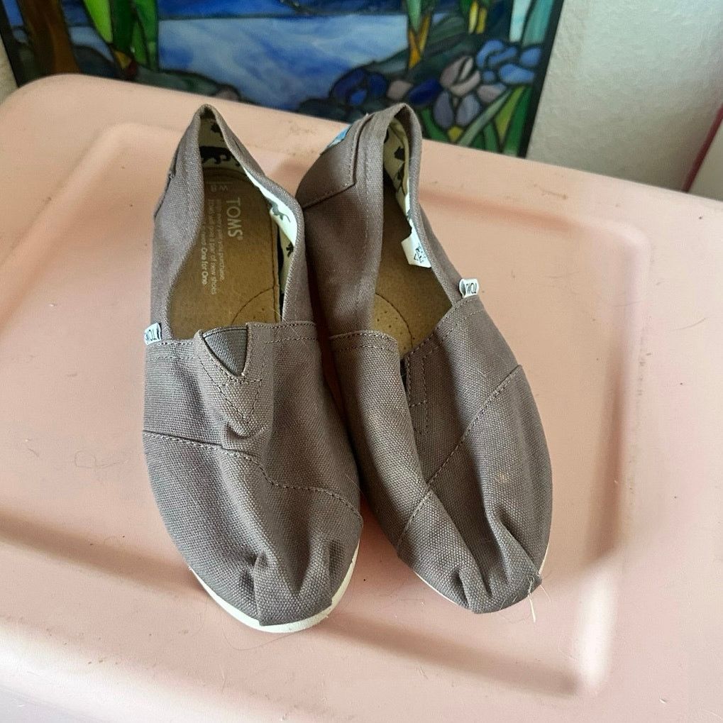 Toms toms grey beige slip on shoes Size US 8 / IT 38 - 1 Thumbnail