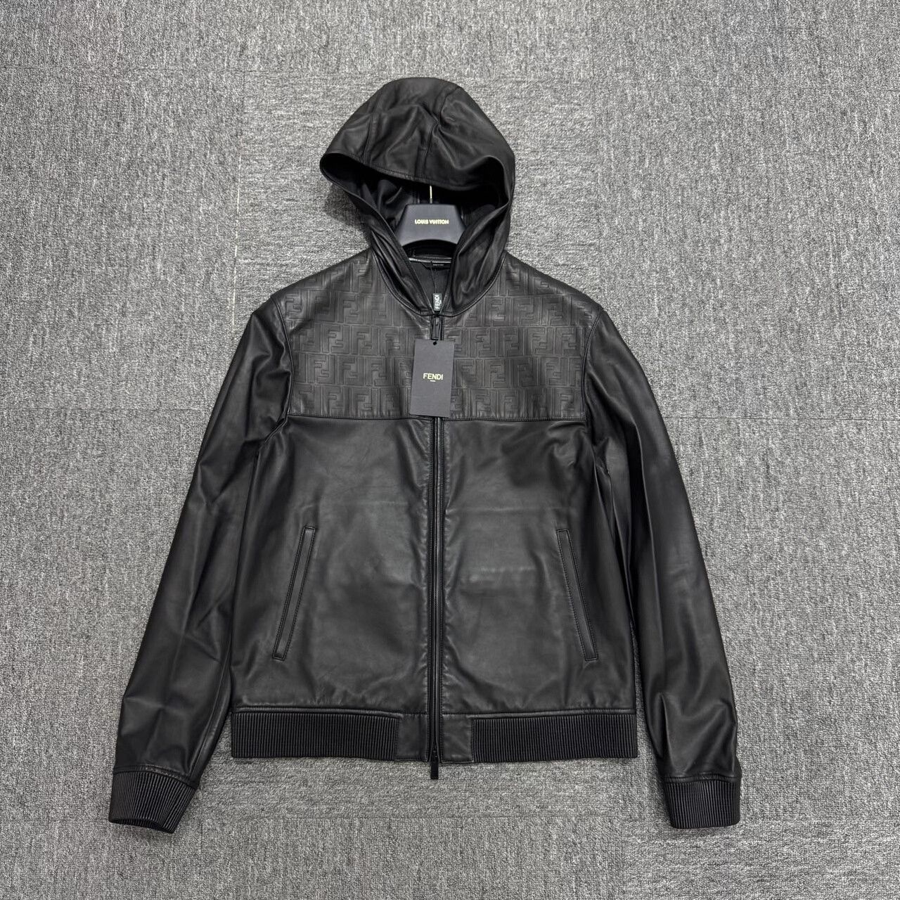Fendi Fendi Logo Patch Leather Jacket Size US L / EU 52-54 / 3 - 1 Thumbnail
