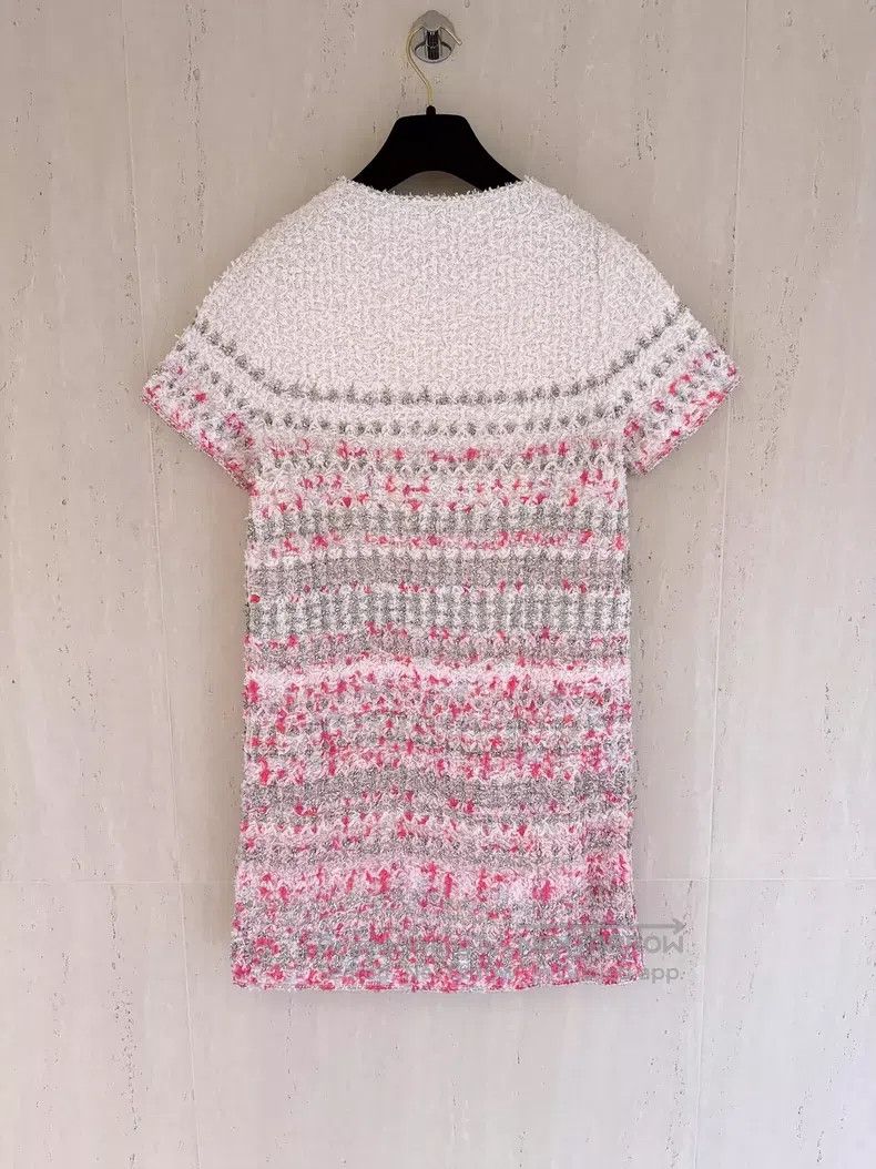 Chanel Chanel Waterfall Series Pink and White Gradient Heavy Indu Size XXS / US 00 / IT 34 - 2 Thumbnail