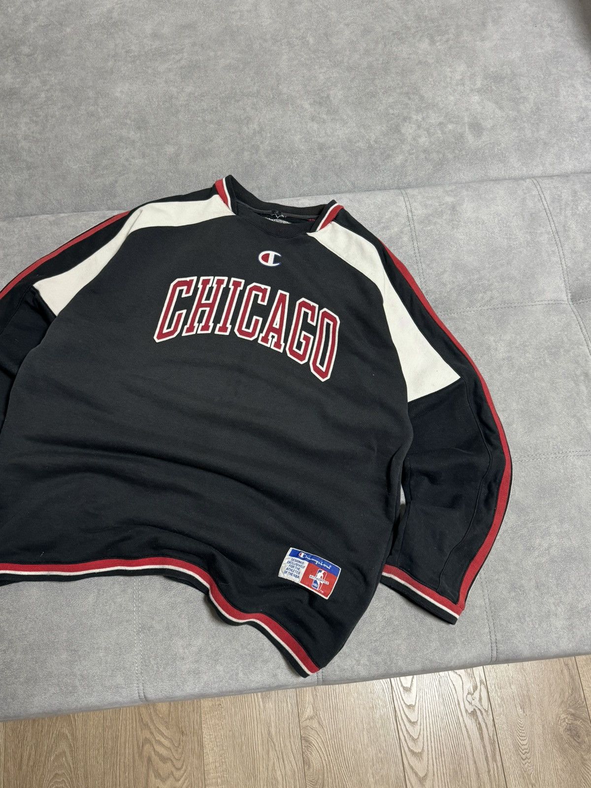 Champion Rare Vintage Chicago Bulls Champion NBA 90s Men’s Sweatshirt Size US L / EU 52-54 / 3 - 5 Thumbnail