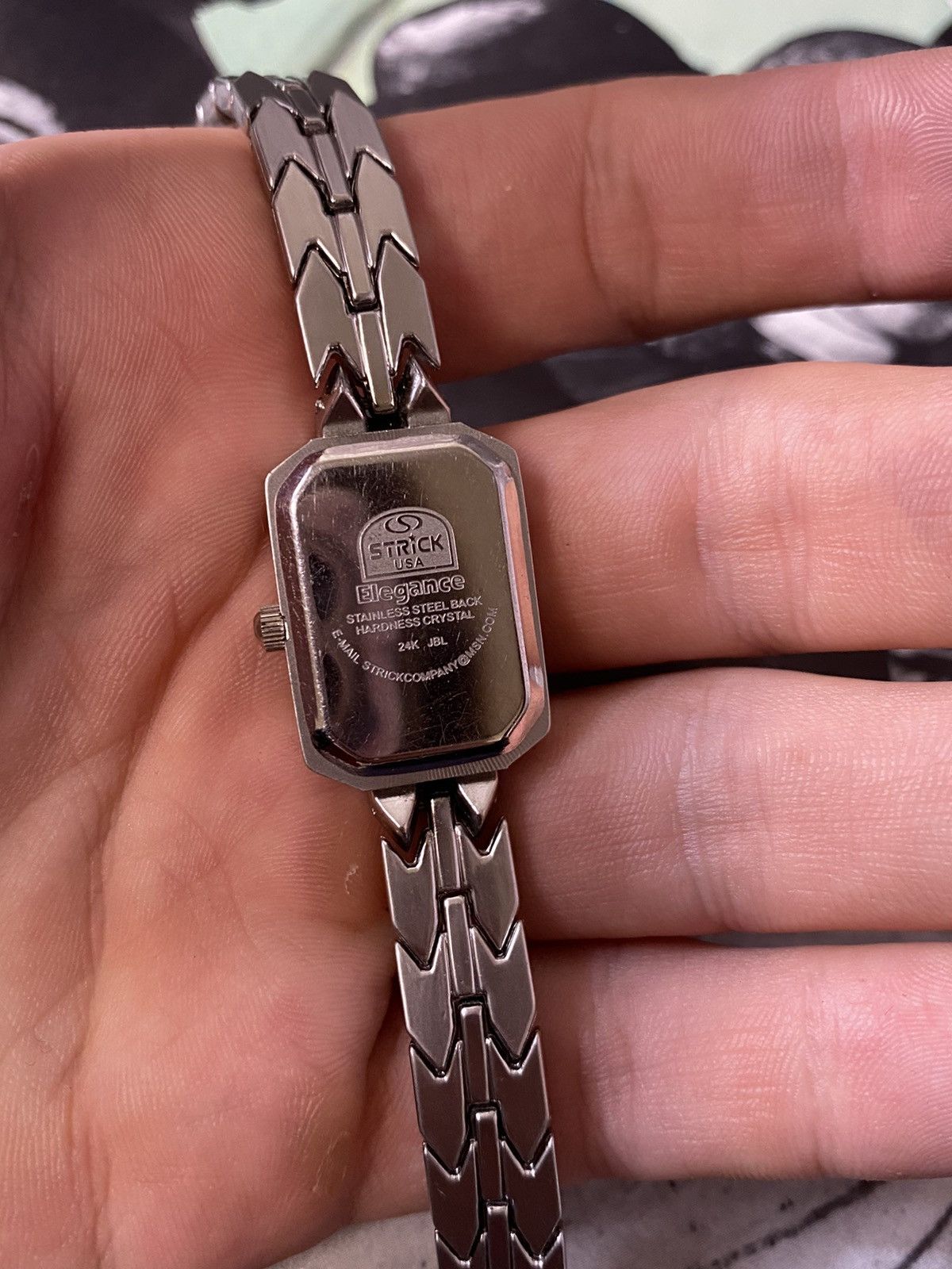Jewelry Romgodn Elegant Women's Watch Unique Design Size ONE SIZE - 5 Thumbnail